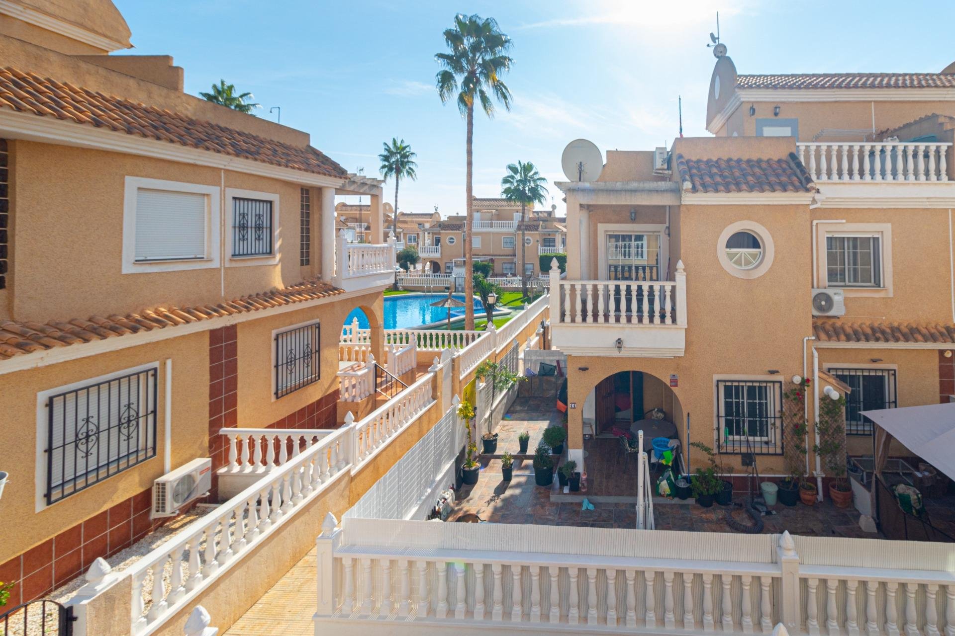 Revente - Terraced house -
Orihuela Costa - Cabo Roig