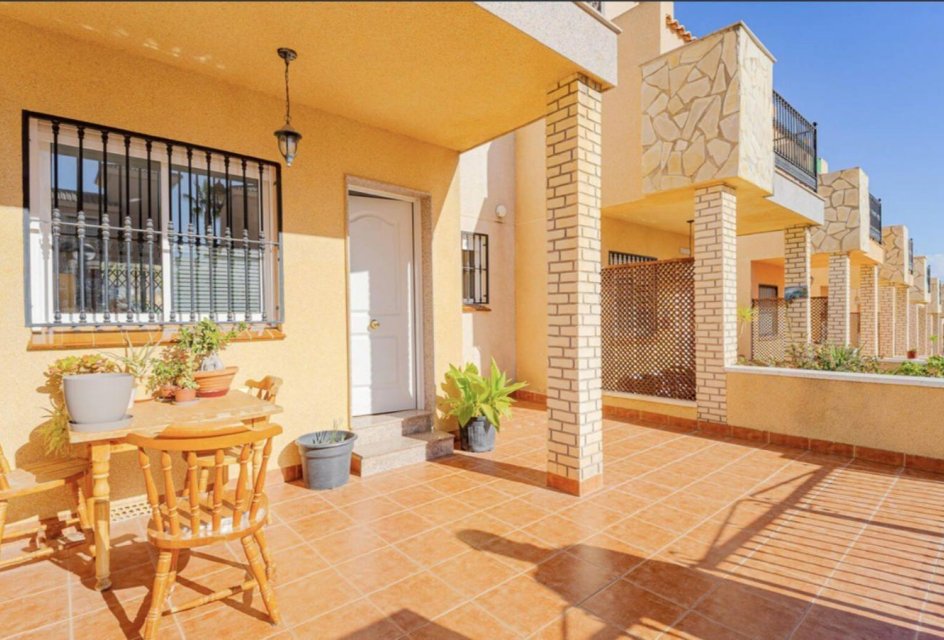 Revente - Terraced house -
Orihuela Costa - Los Altos