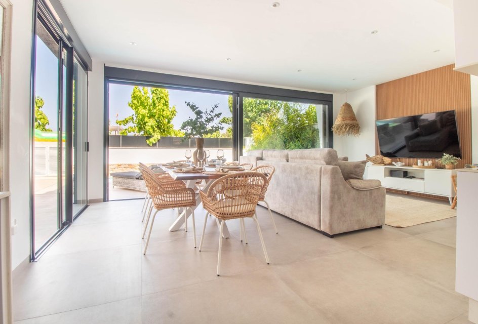 Revente - Terraced house -
Santiago de la ribera - zona san blas