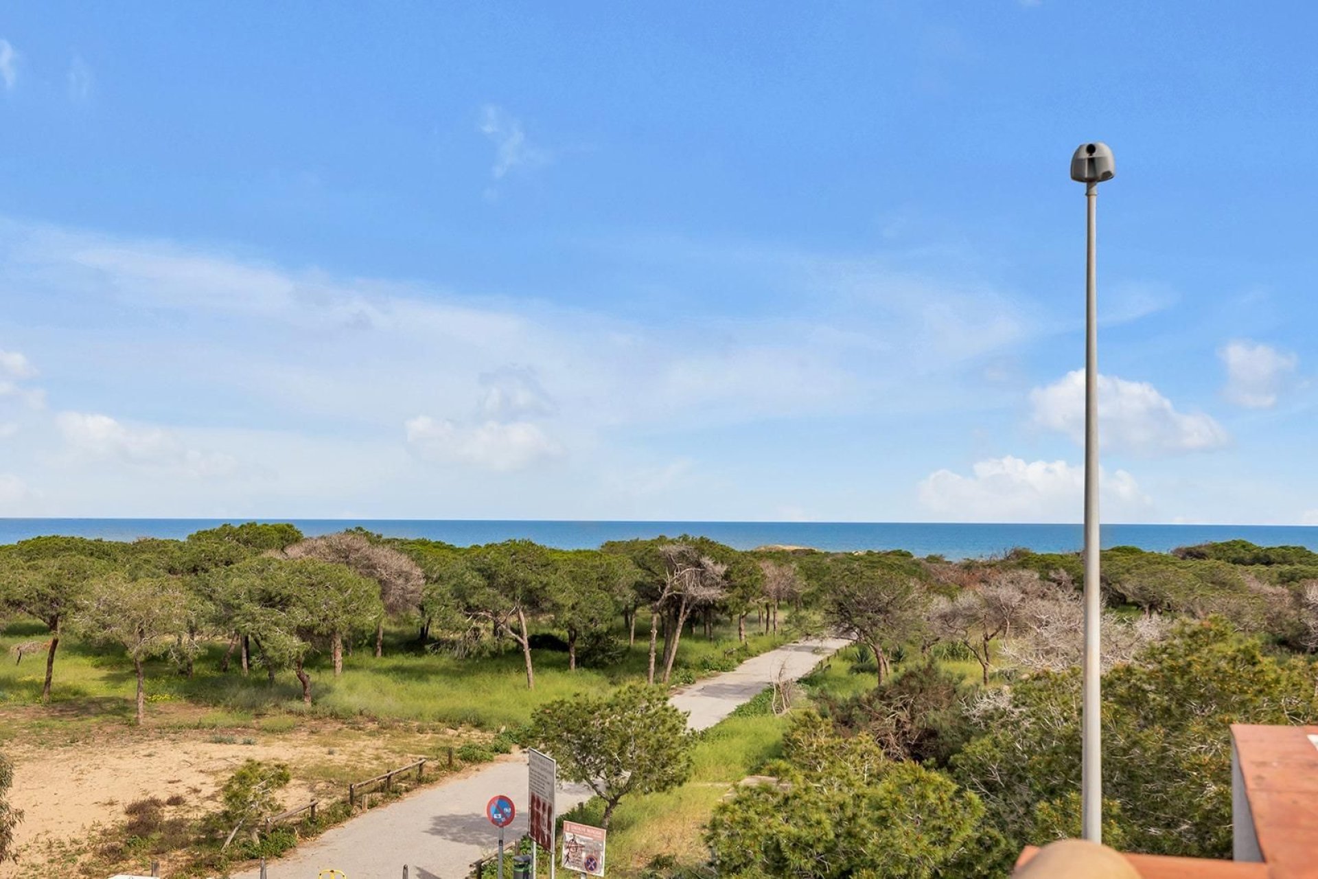 Revente - Villa -
Guardamar del Segura - Urbanizaciones