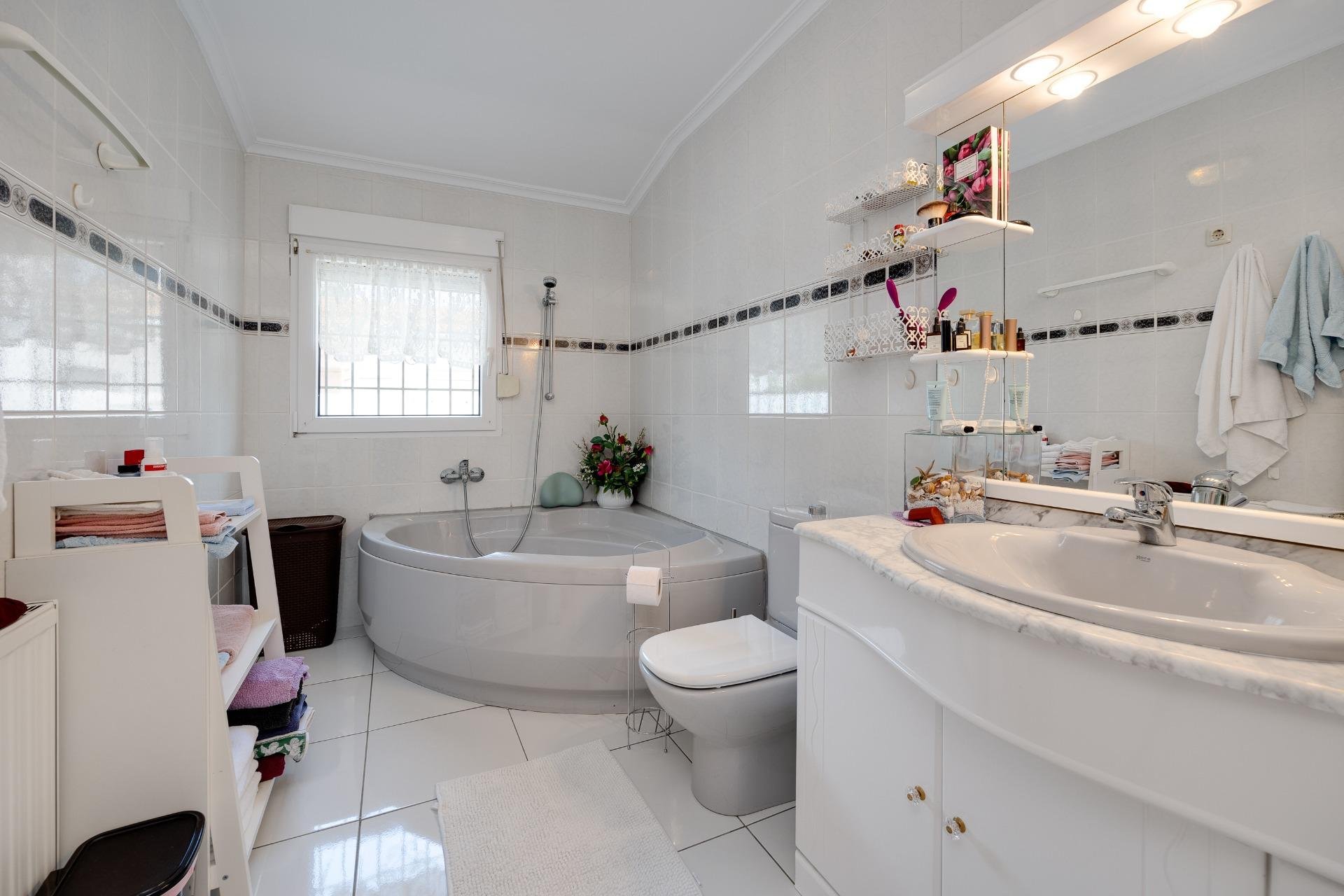 Revente - Villa -
Orihuela Costa - Cabo Roig