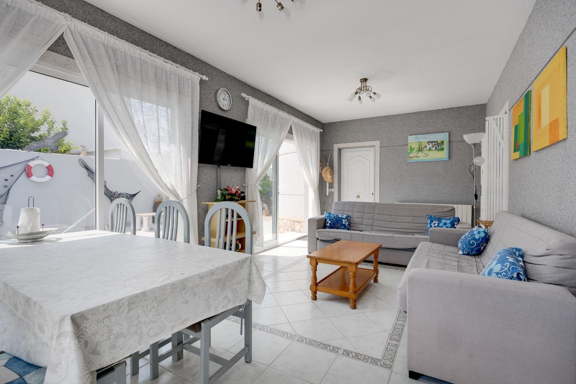 Revente - Villa -
Orihuela Costa - La Regia