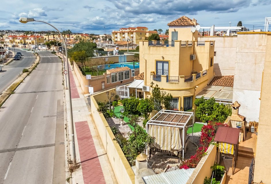 Revente - Villa -
Orihuela Costa - La Zenia- Orihuela costa