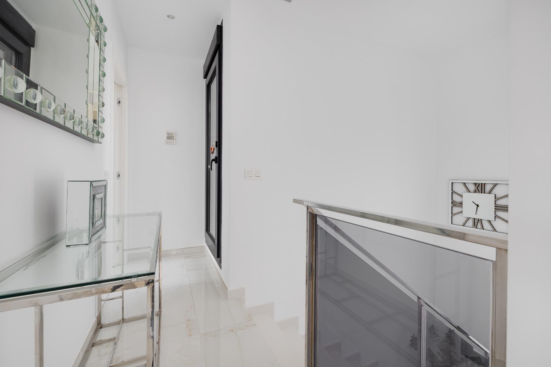Revente - Villa -
Orihuela Costa - Lomas de Cabo Roig