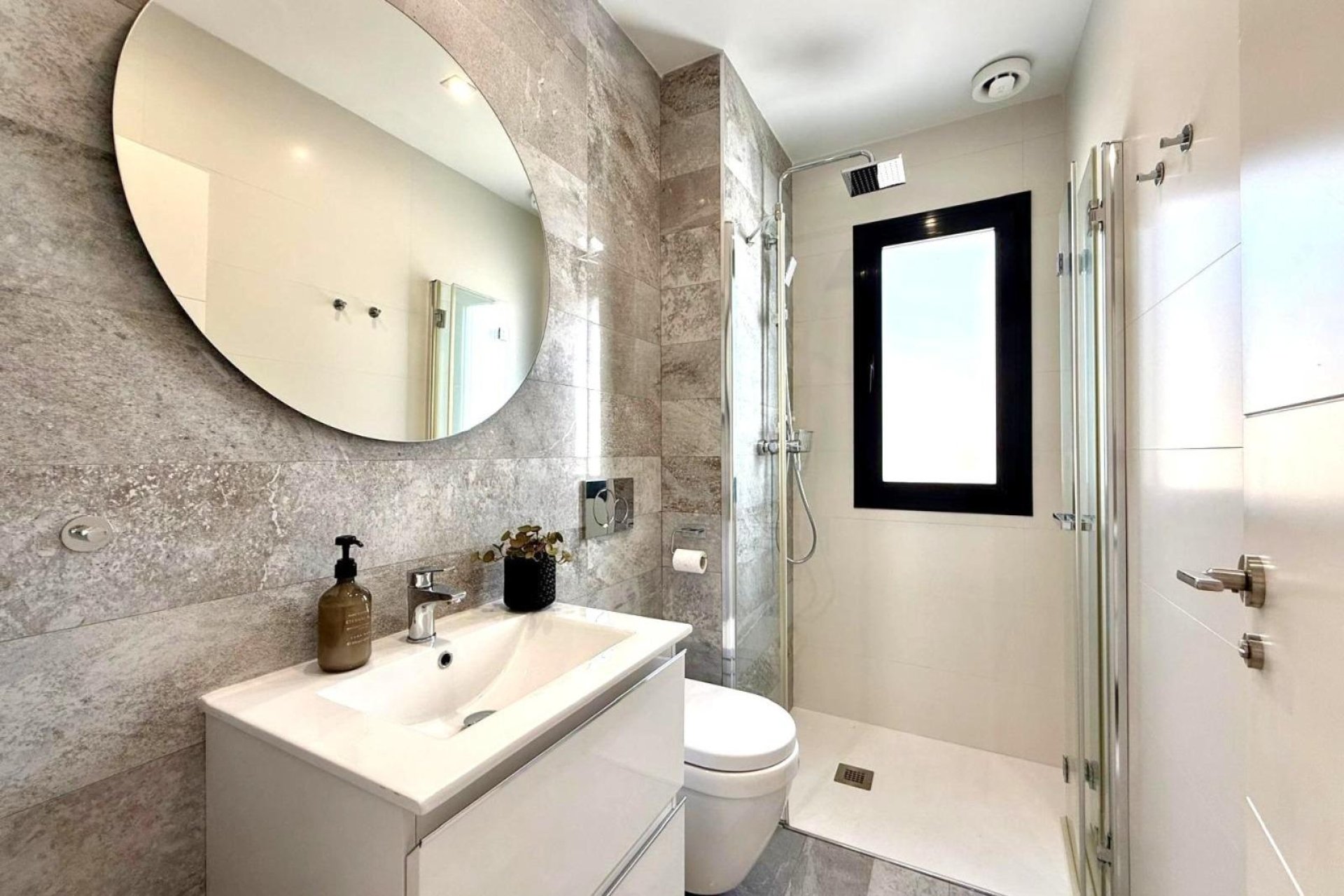 Revente - Villa -
Orihuela Costa - Lomas de Cabo Roig