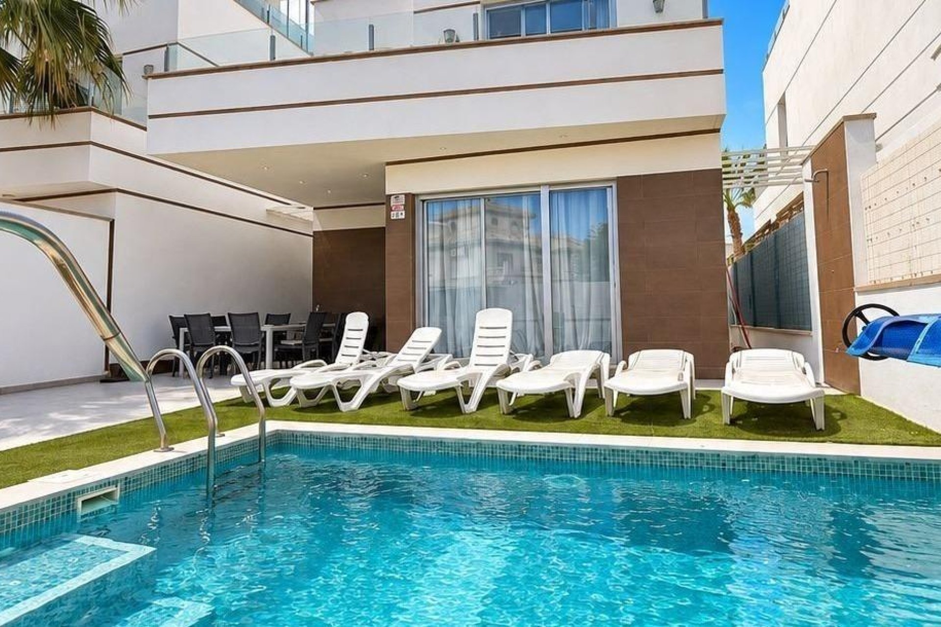 Revente - Villa -
Orihuela Costa - Lomas de Cabo Roig