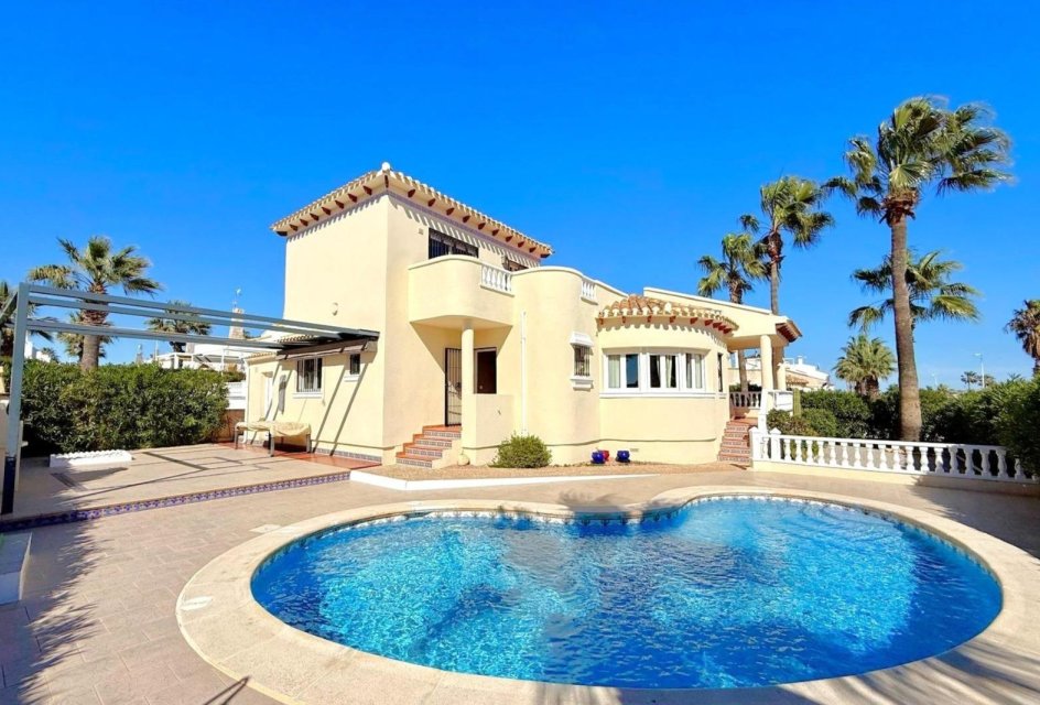 Revente - Villa -
Orihuela Costa - Los Dolses