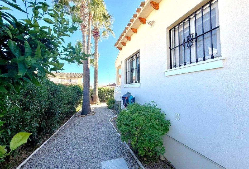Revente - Villa -
Orihuela Costa - Los Dolses
