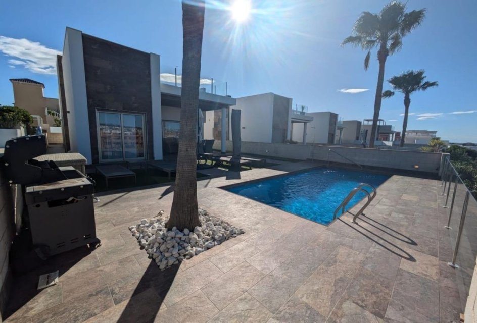 Revente - Villa -
Orihuela Costa - Villamartín-Las Filipinas