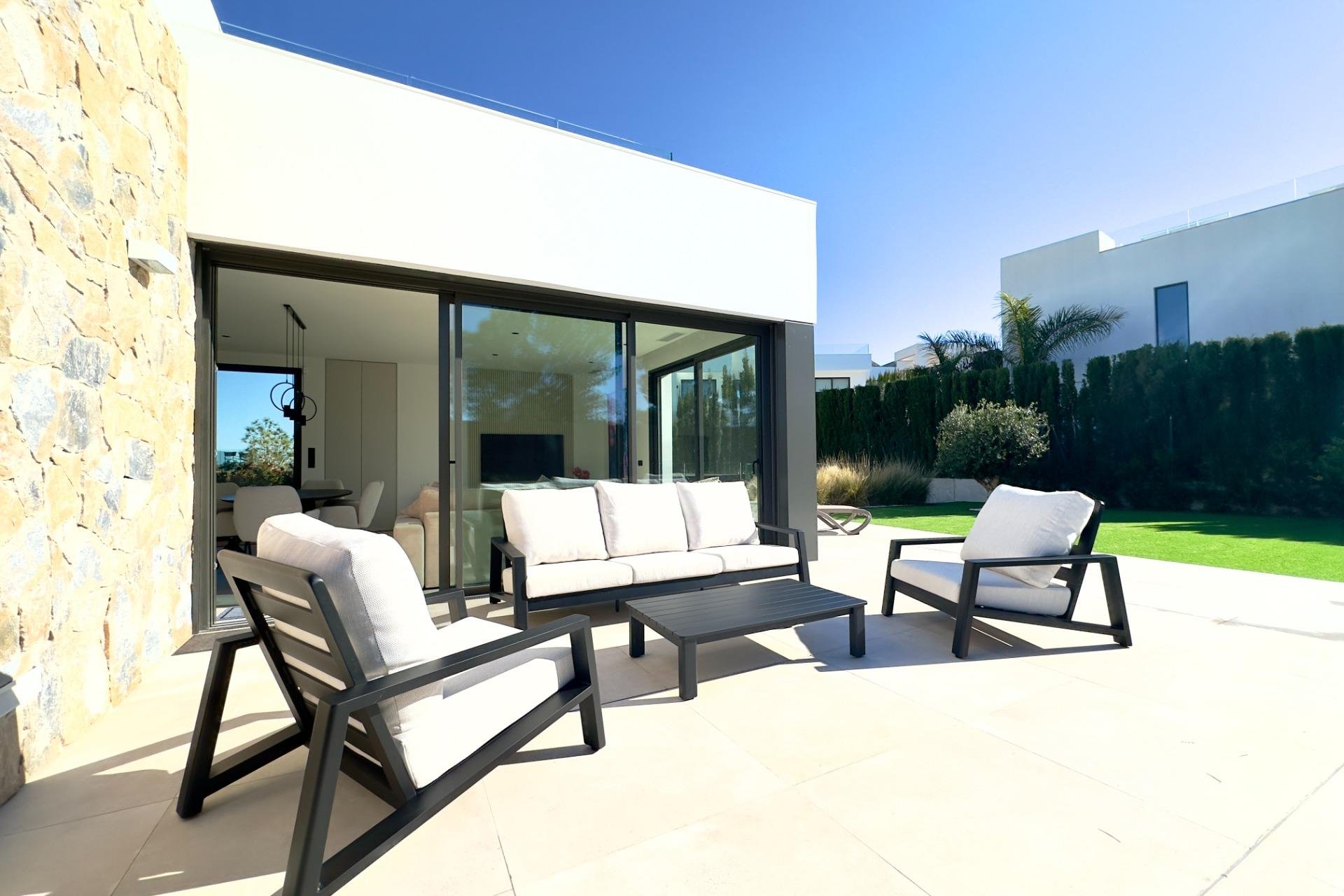 Revente - Villa -
Orihuela - Las Colinas Golf