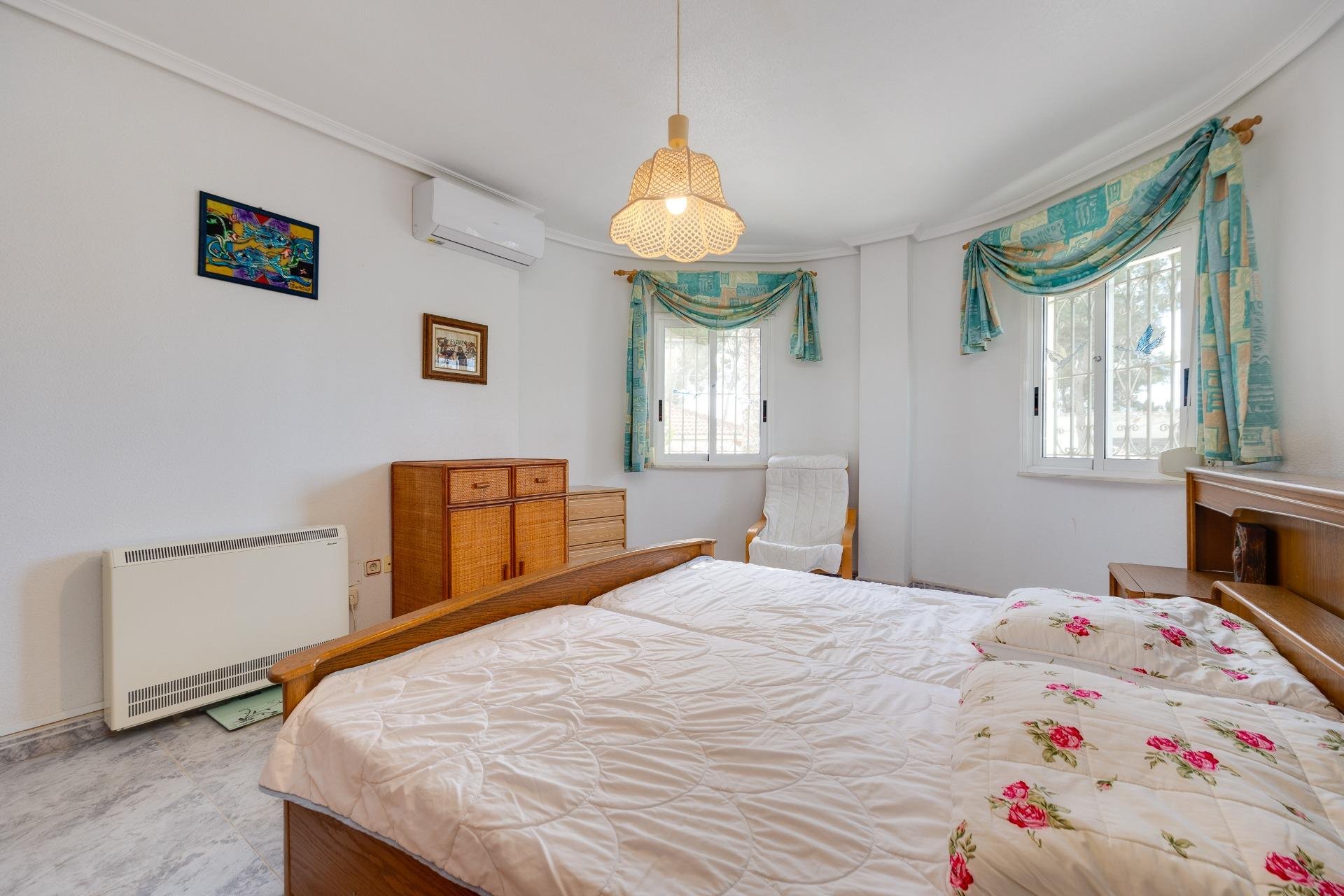 Revente - Villa -
Pilar de la Horadada - Pinar de Campoverde