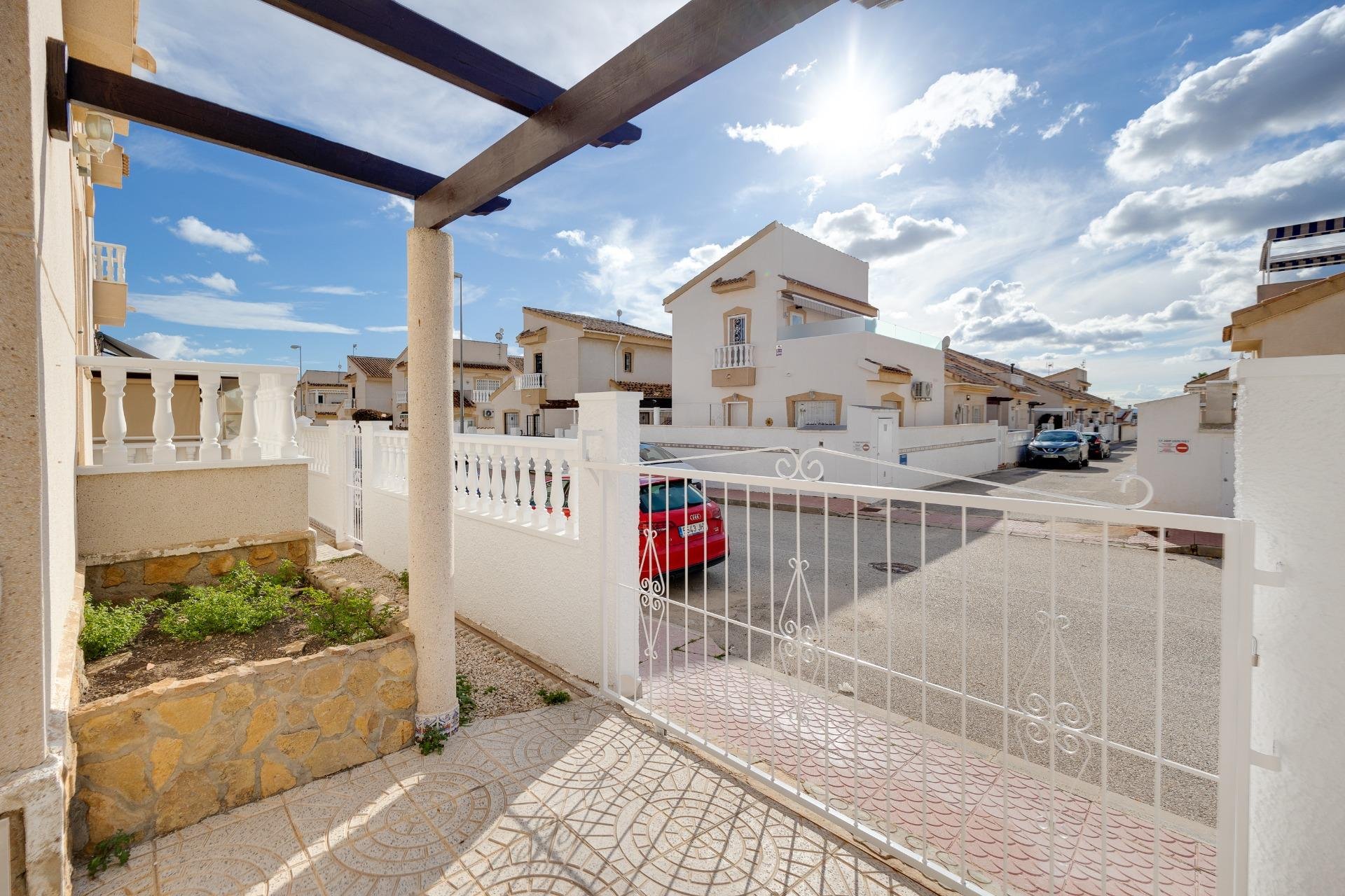 Revente - Villa -
Rojales - Centro de la Ciudad Quesada