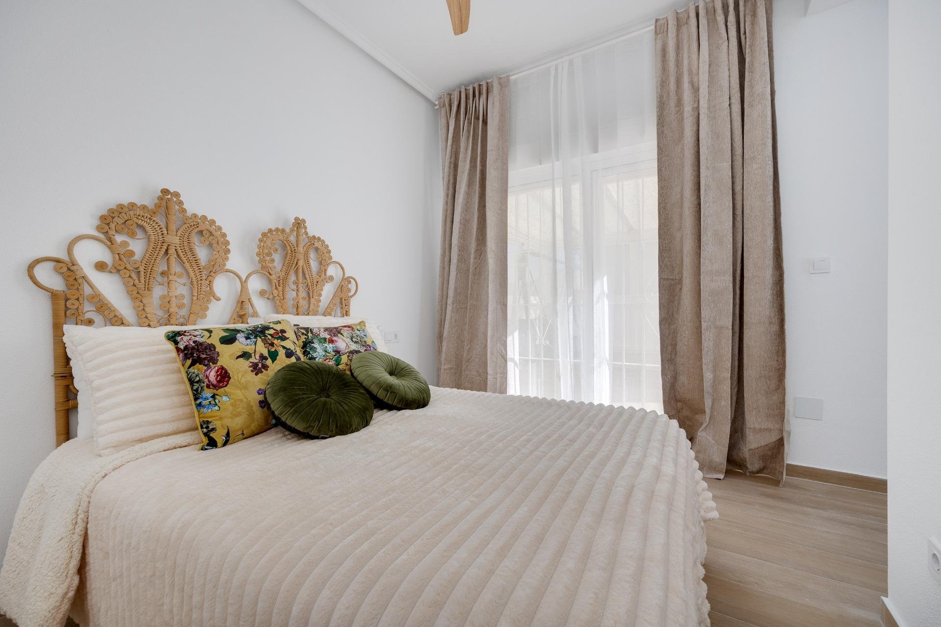 Revente - Villa -
Rojales - Centro de la Ciudad Quesada