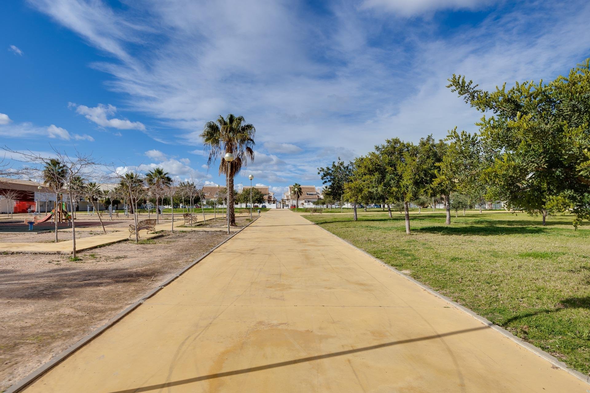 Revente - Villa -
Rojales - Centro de la Ciudad Quesada