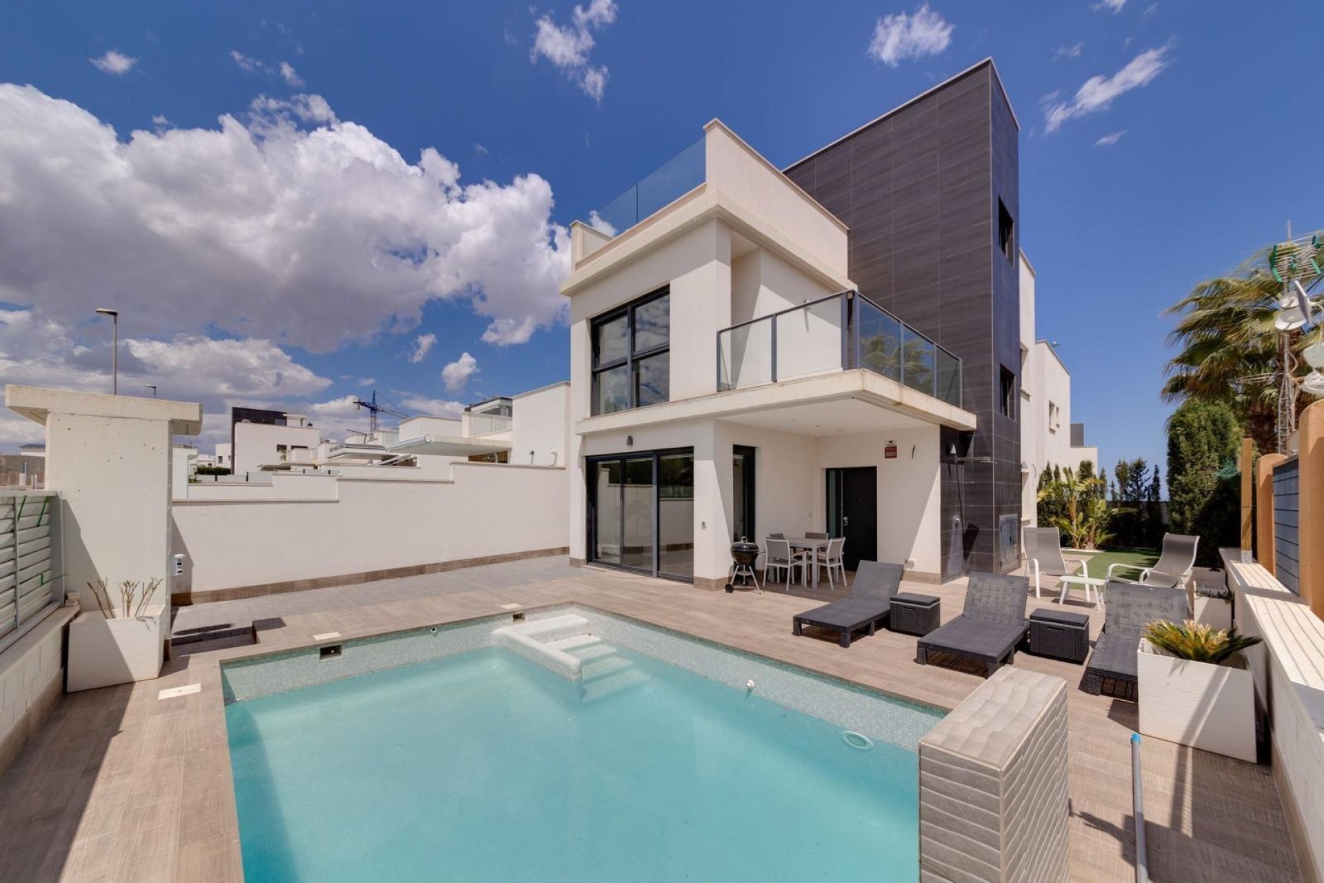 Revente - Villa -
San Miguel de Salinas - Bellavista
