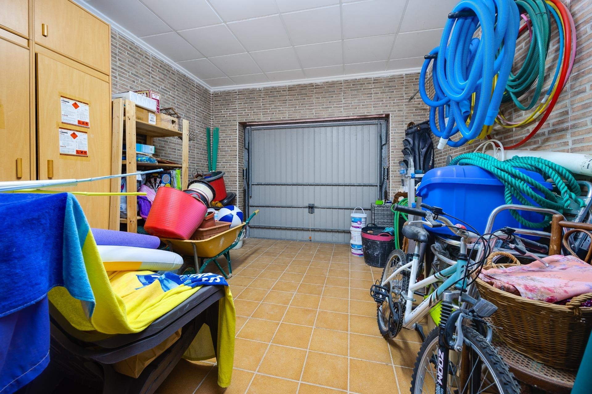 Revente - Villa -
San Miguel de Salinas - Ciudad de las comunicaciones