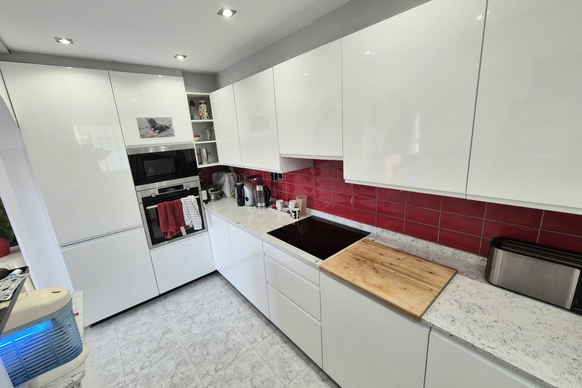 Revente - Villa -
San Miguel de Salinas - Ciudad de las comunicaciones