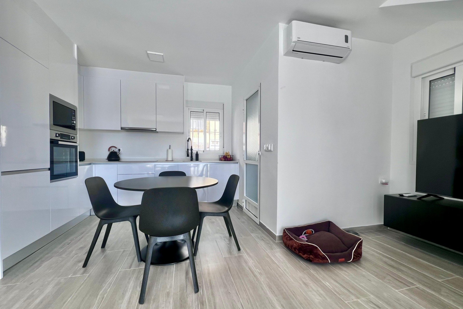 Revente - Villa -
San Miguel de Salinas - Las filipinas