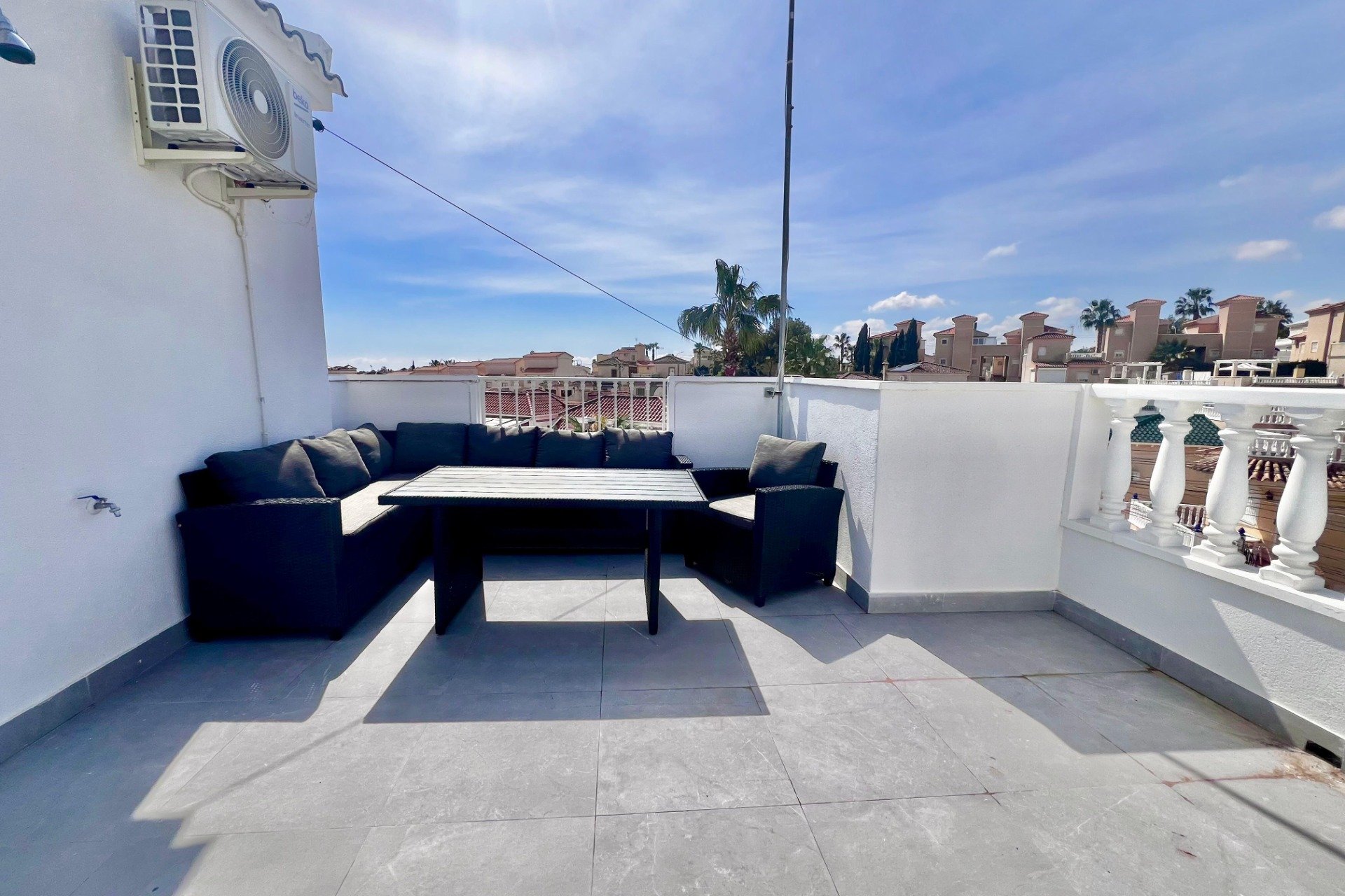 Revente - Villa -
San Miguel de Salinas - Las filipinas