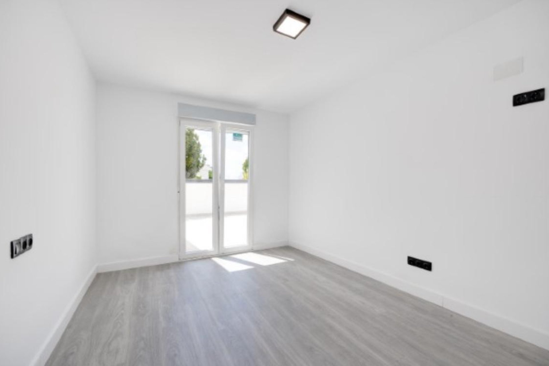 Revente - Villa -
Torrevieja - La Siesta - El Salado - Torreta