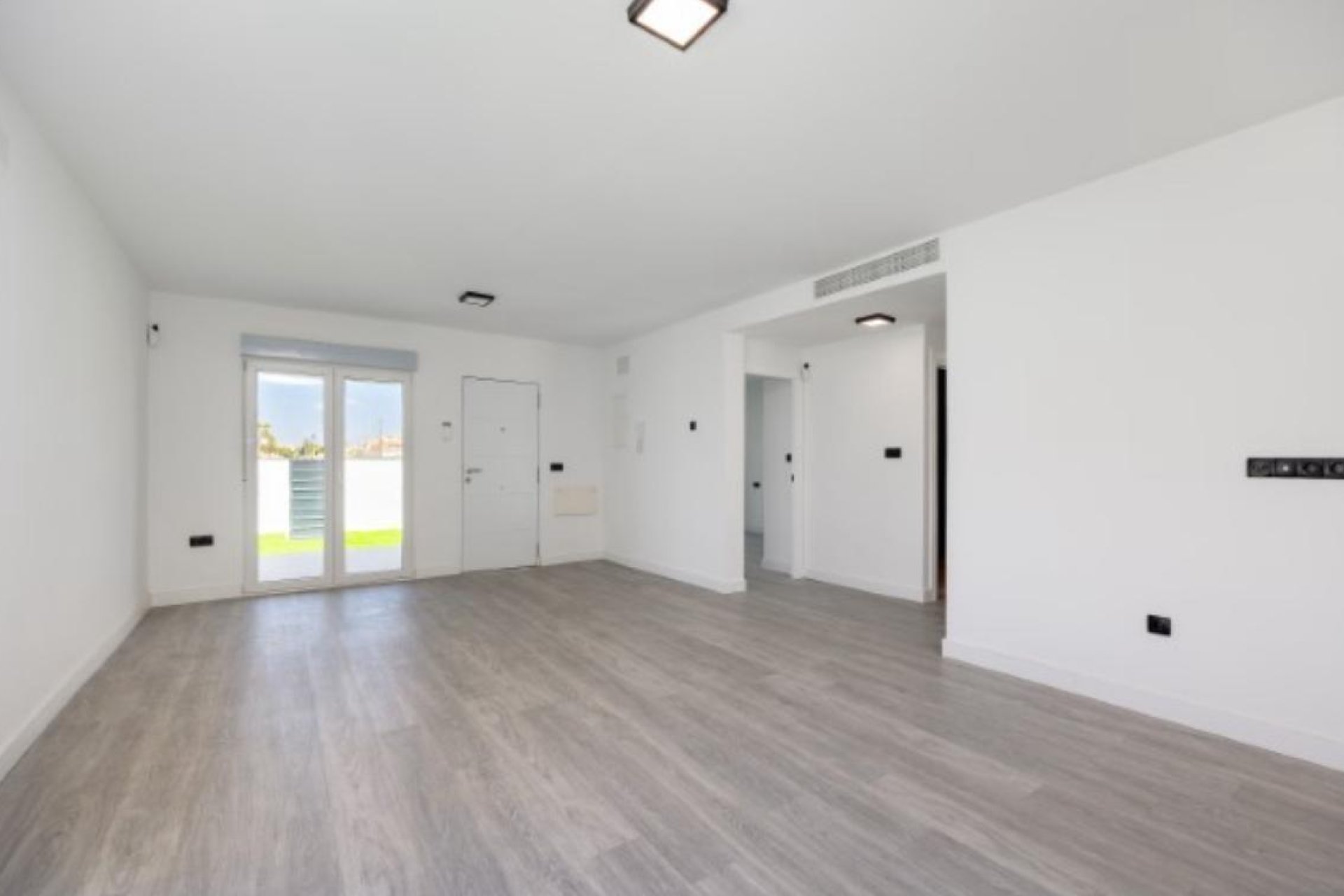 Revente - Villa -
Torrevieja - La Siesta - El Salado - Torreta
