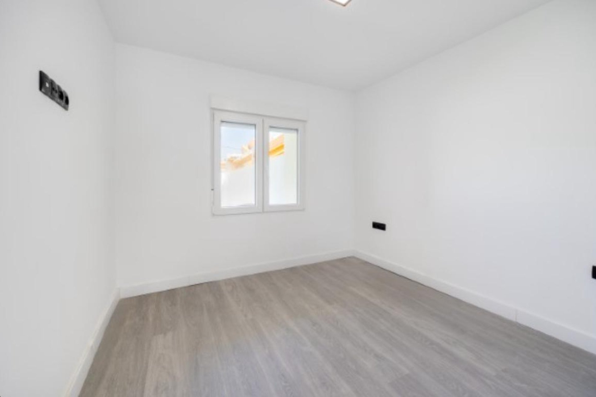 Revente - Villa -
Torrevieja - La Siesta - El Salado - Torreta