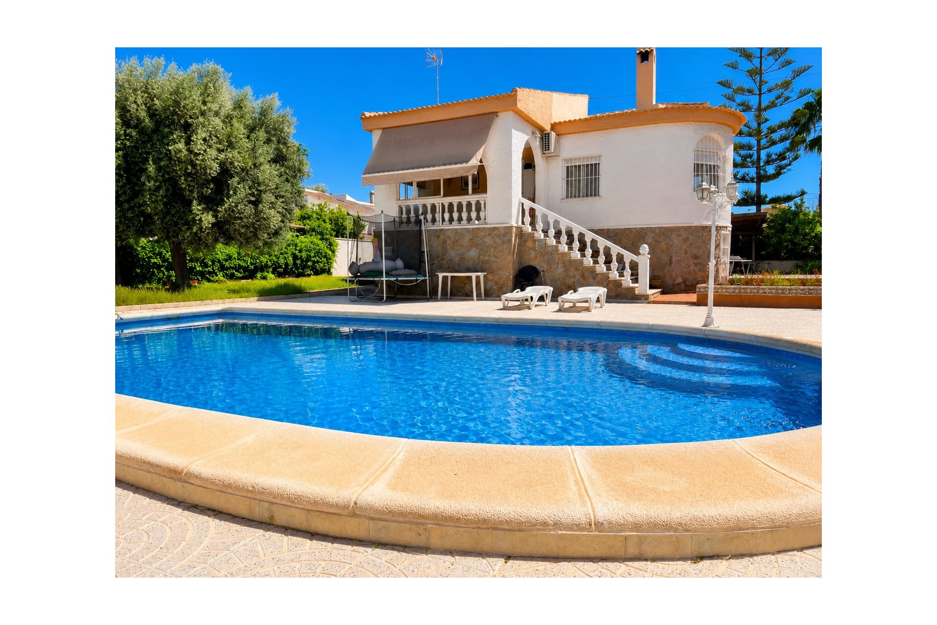 Revente - Villa -
Torrevieja - La siesta
