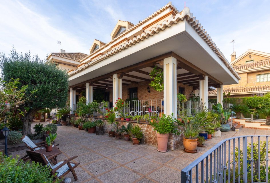 Revente - Villa -
Torrevieja - La veleta