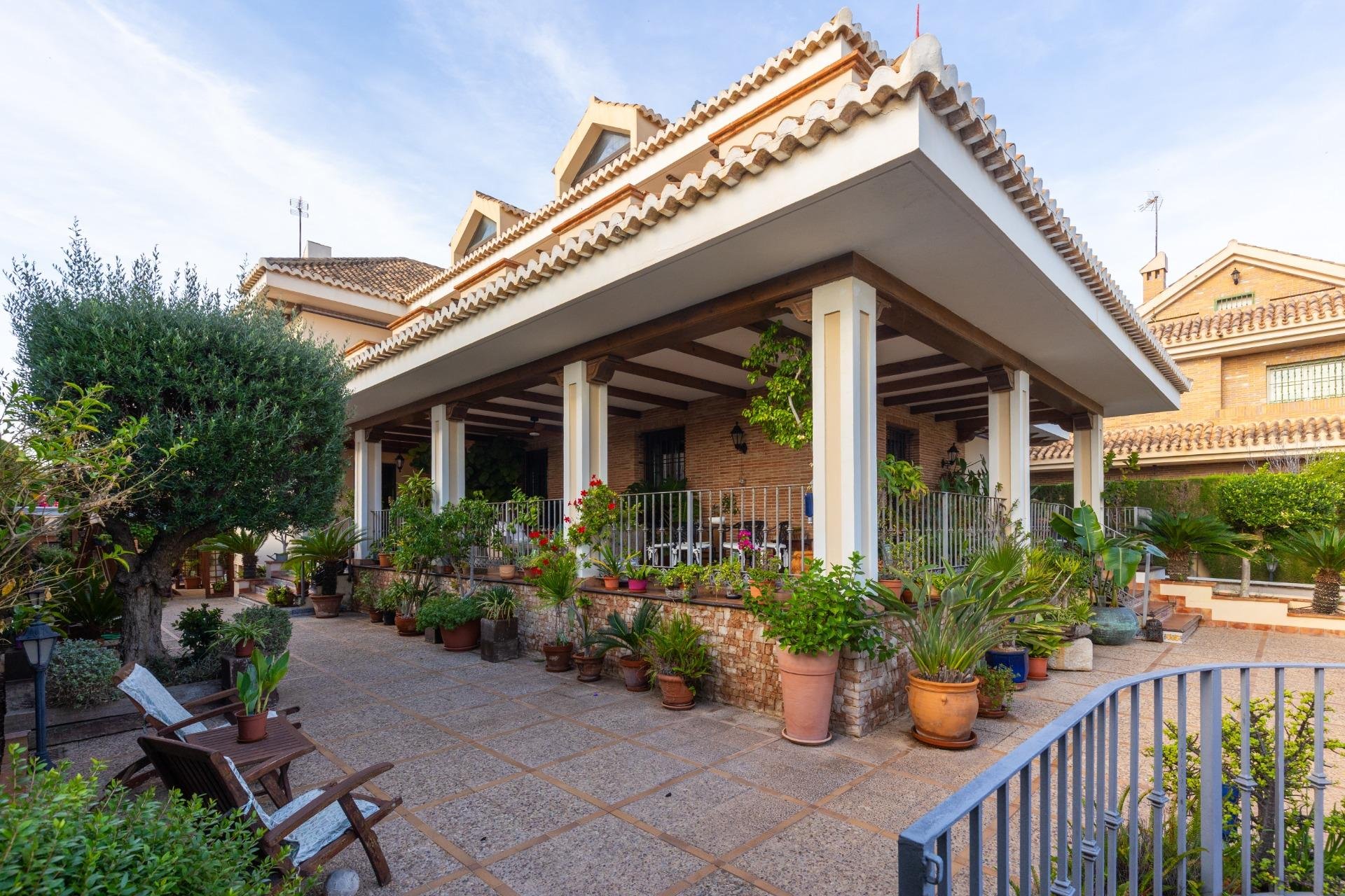 Revente - Villa -
Torrevieja - La veleta