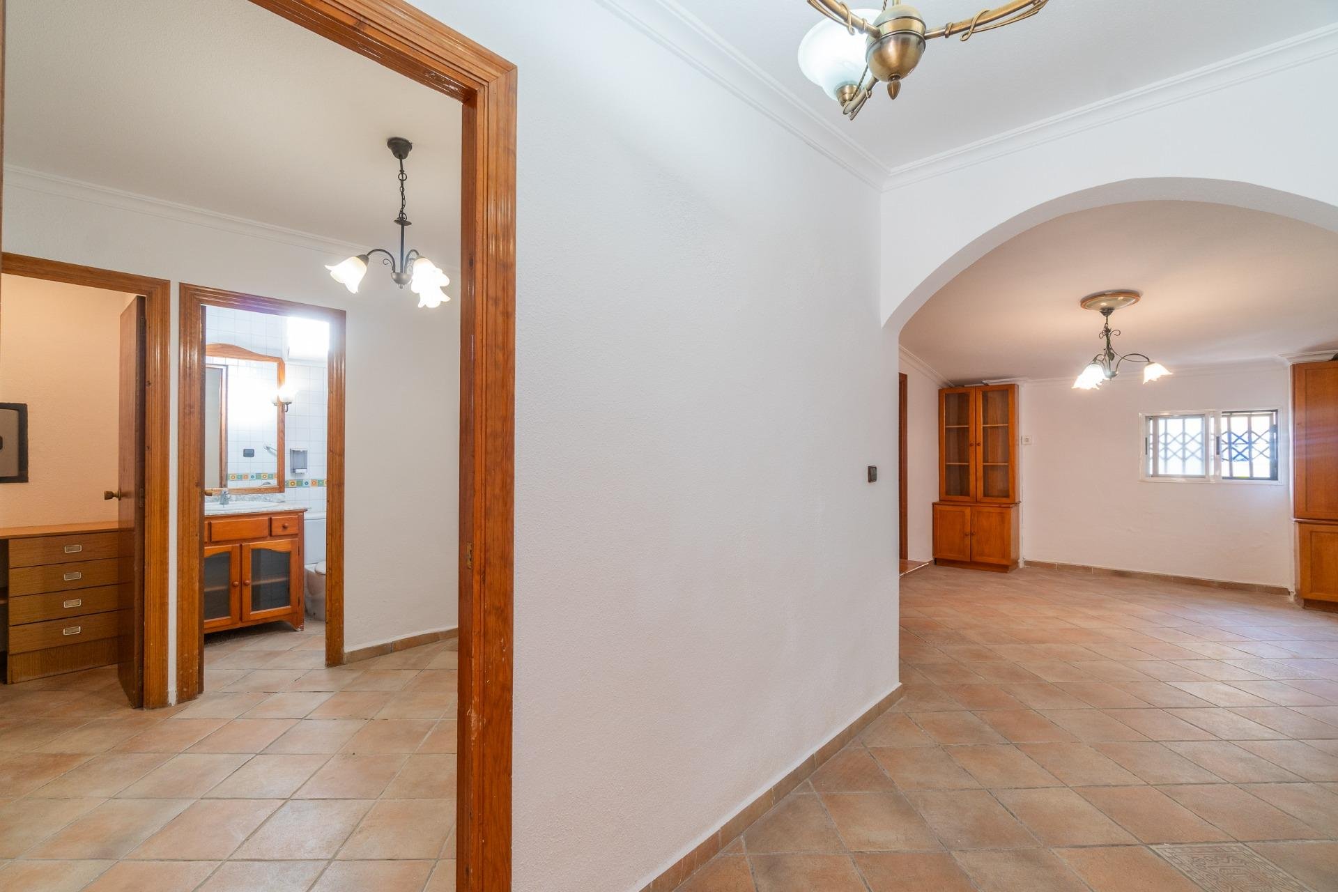 Revente - Villa -
Torrevieja - Los altos