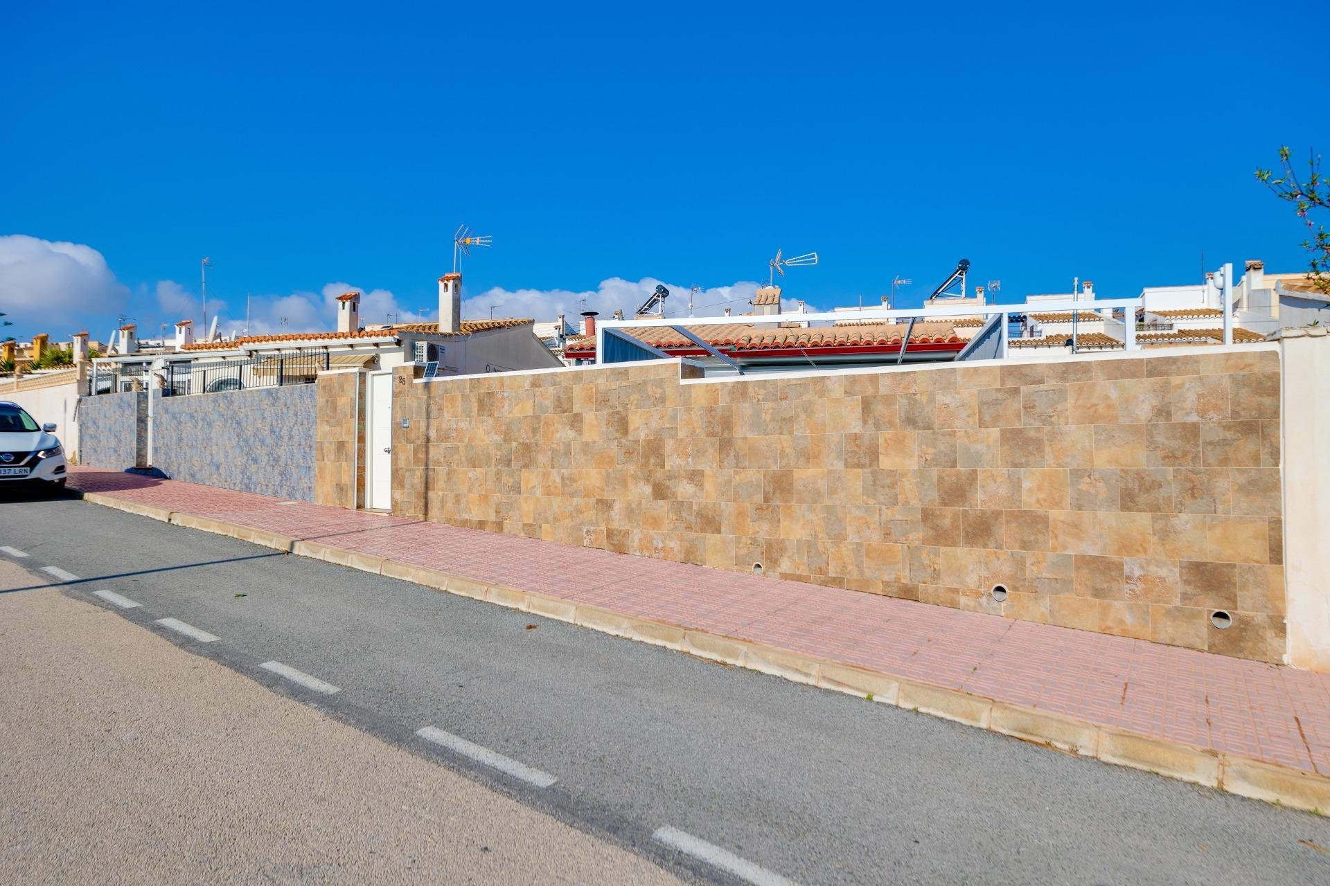Revente - Villa -
Torrevieja - Los Balcones - Los Altos del Edén