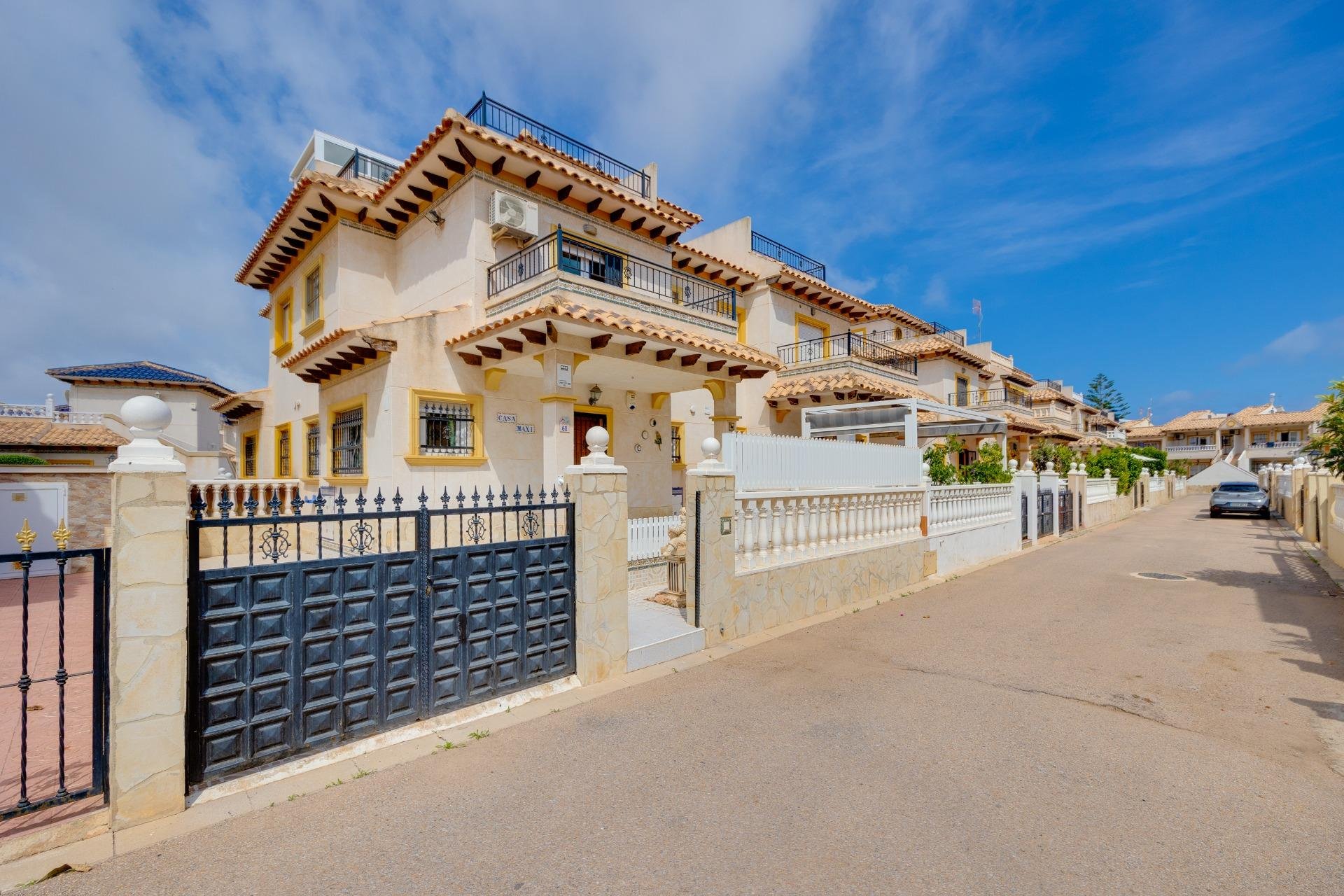 Segunda mano - Adosado -
Orihuela Costa - Cabo Roig