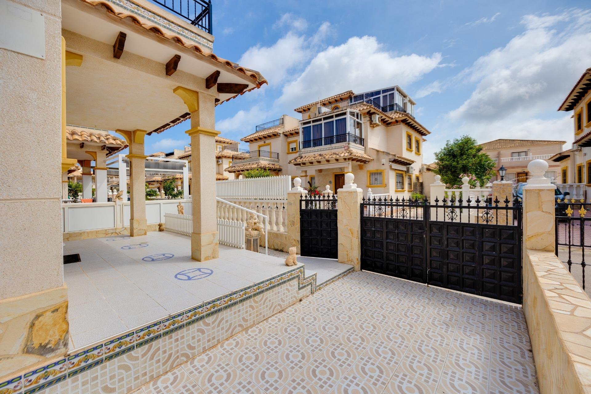 Segunda mano - Adosado -
Orihuela Costa - Cabo Roig