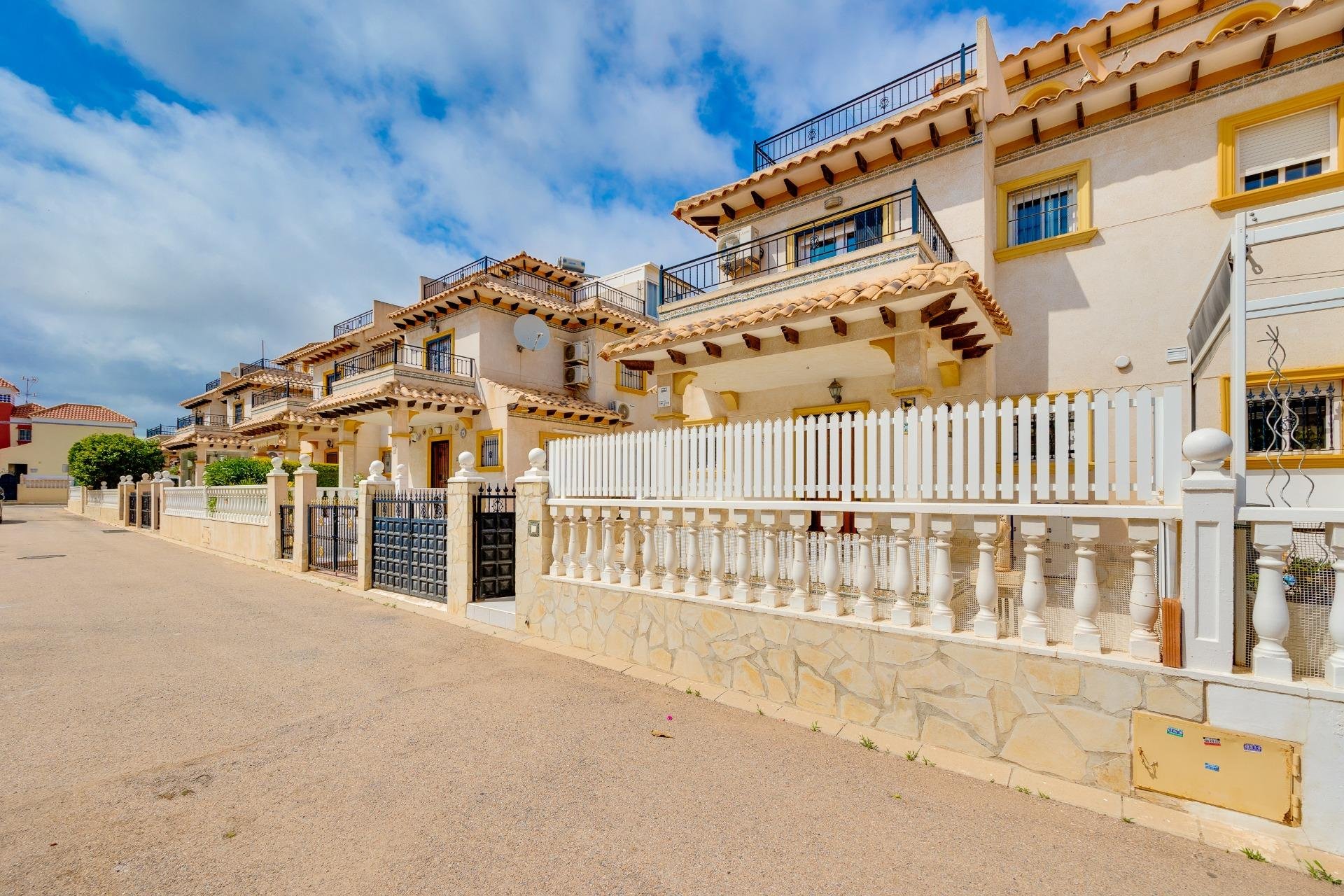 Segunda mano - Adosado -
Orihuela Costa - Cabo Roig