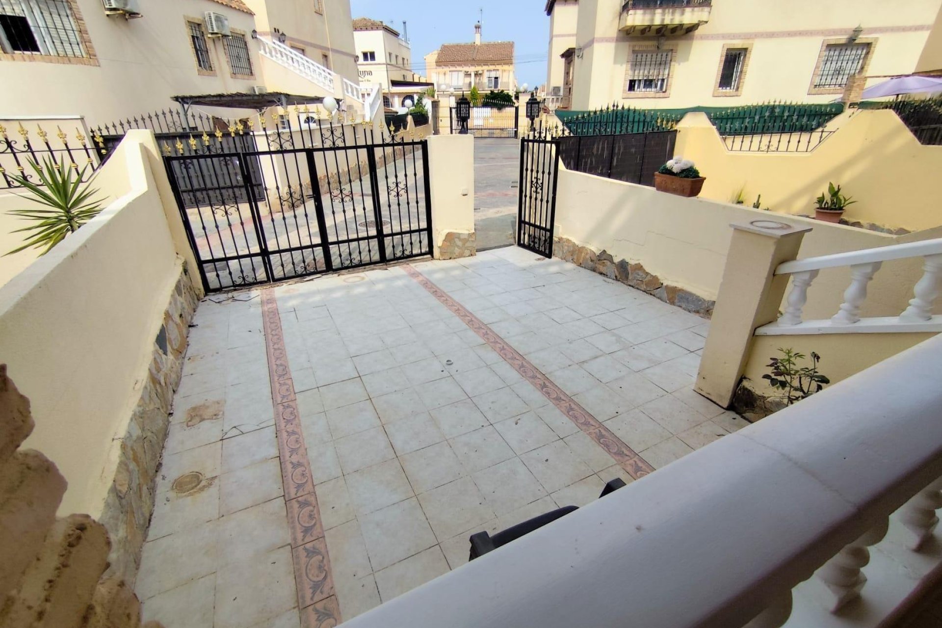 Segunda mano - Adosado -
Orihuela Costa - La Florida