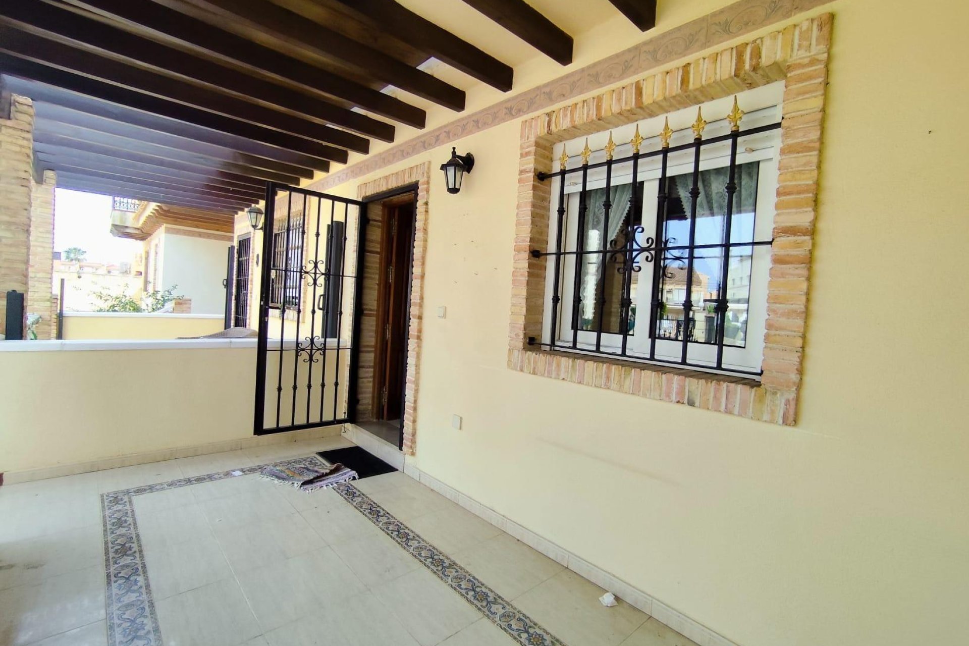 Segunda mano - Adosado -
Orihuela Costa - La Florida