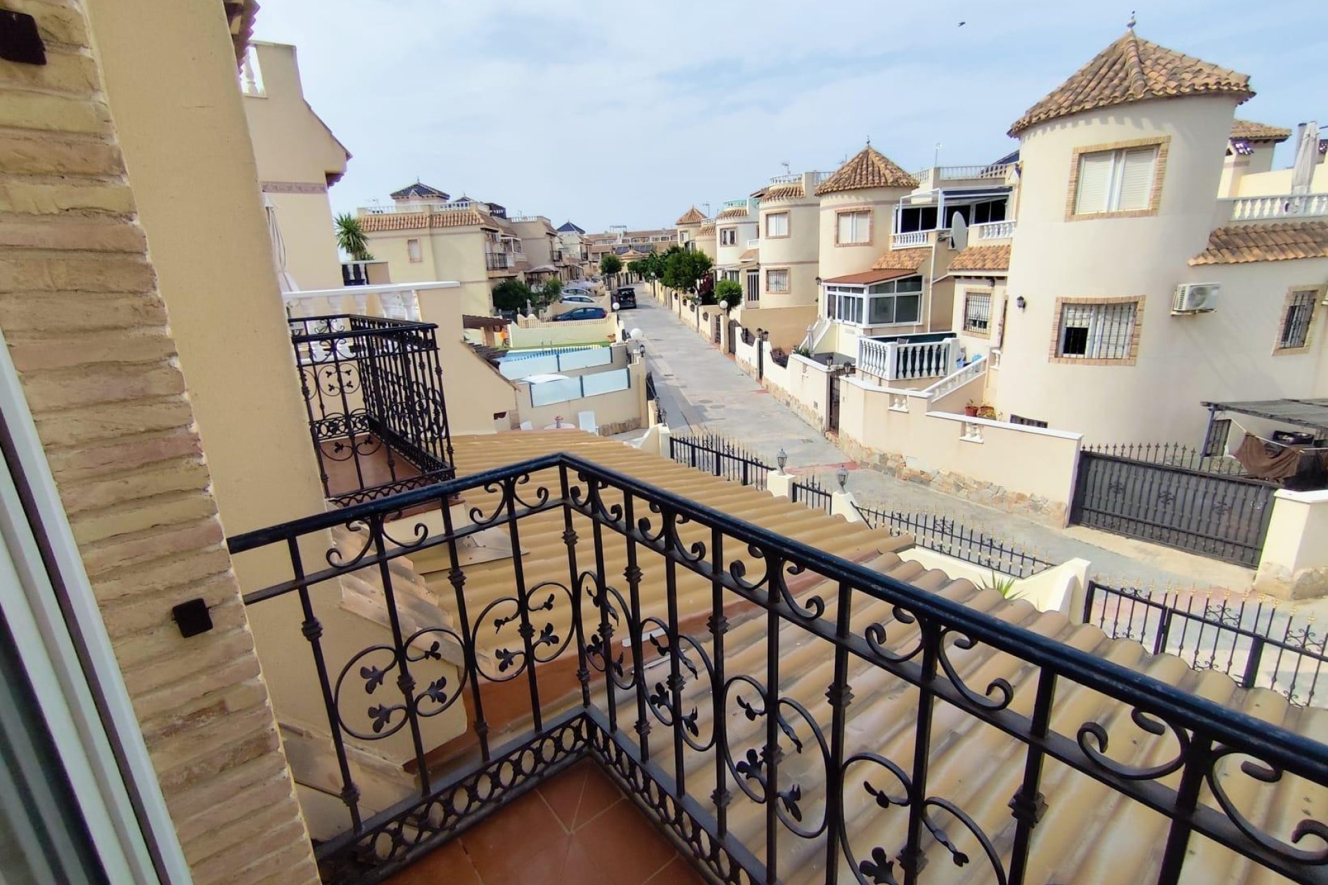Segunda mano - Adosado -
Orihuela Costa - La Florida