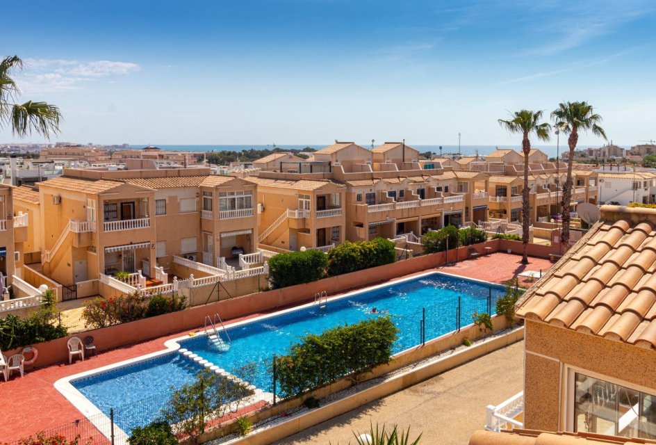 Segunda mano - Adosado -
Orihuela Costa - Los Balcones Y los Altos