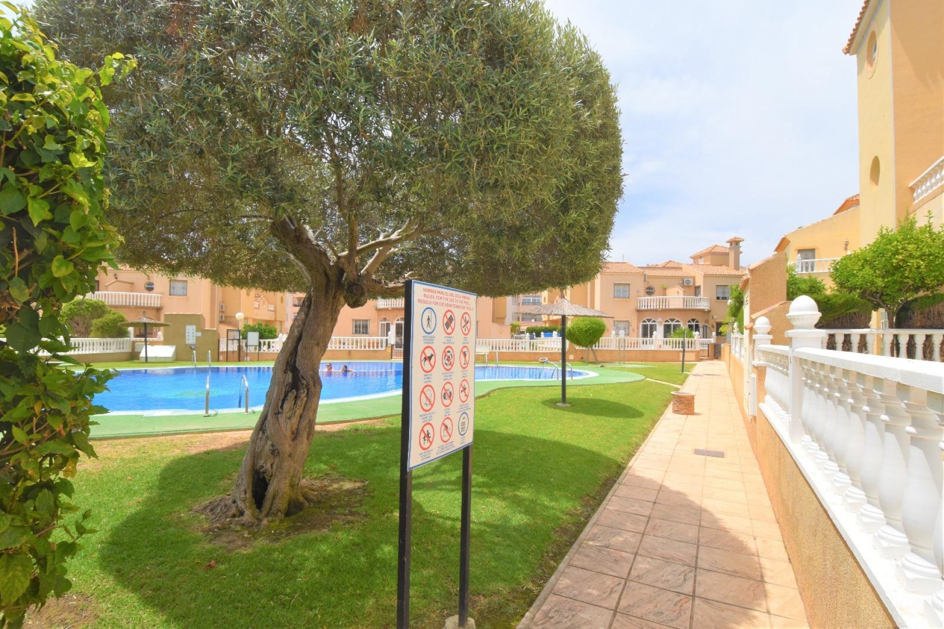 Segunda mano - Adosado -
Orihuela Costa - Playa Flamenca