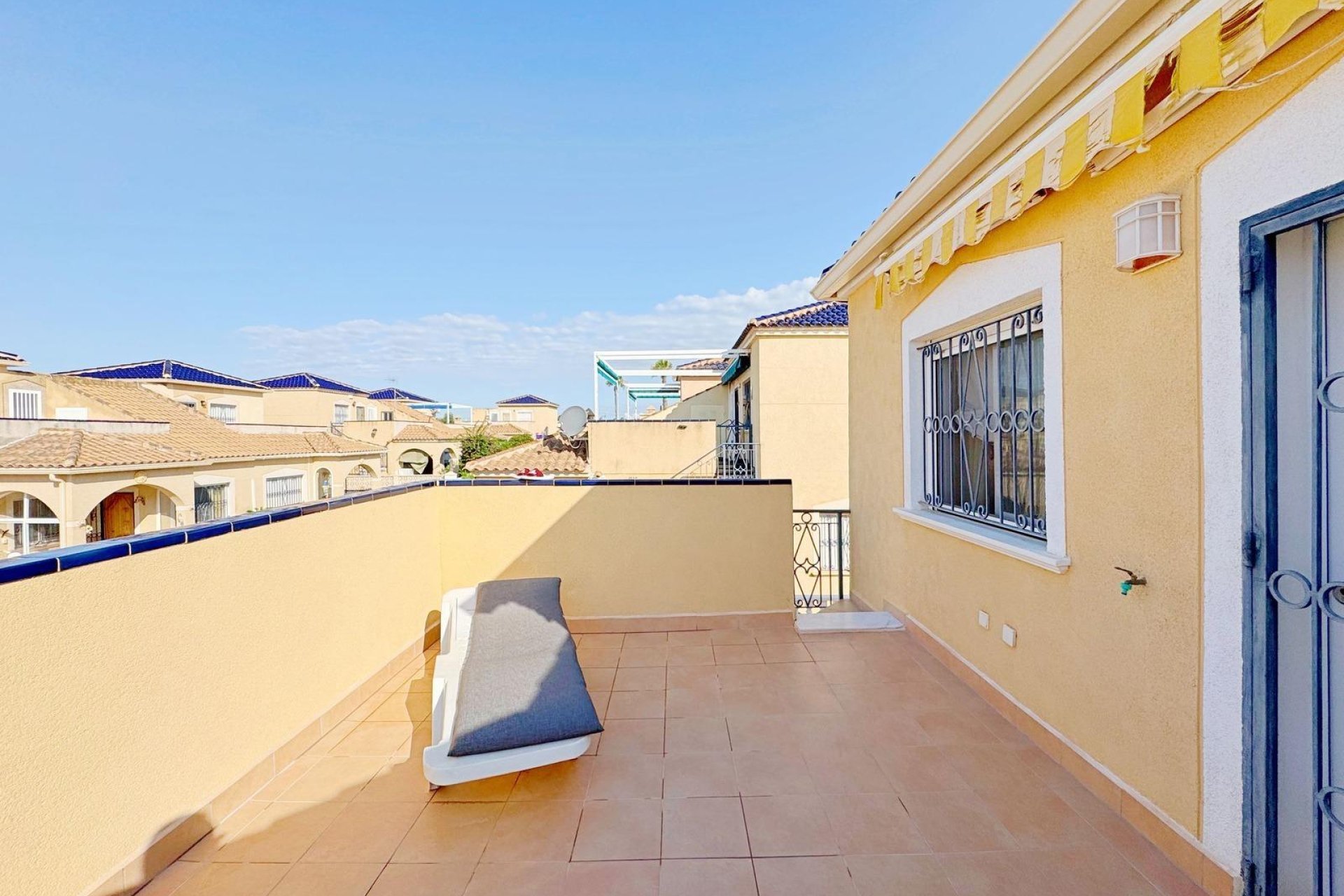 Segunda mano - Adosado -
Orihuela Costa - Urbanización Perla del Mar