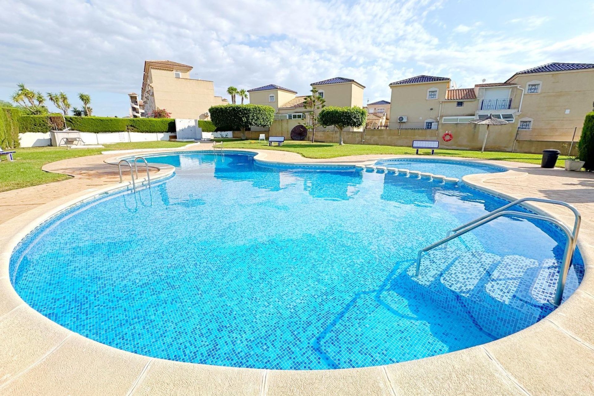Segunda mano - Adosado -
Orihuela Costa - Urbanización Perla del Mar
