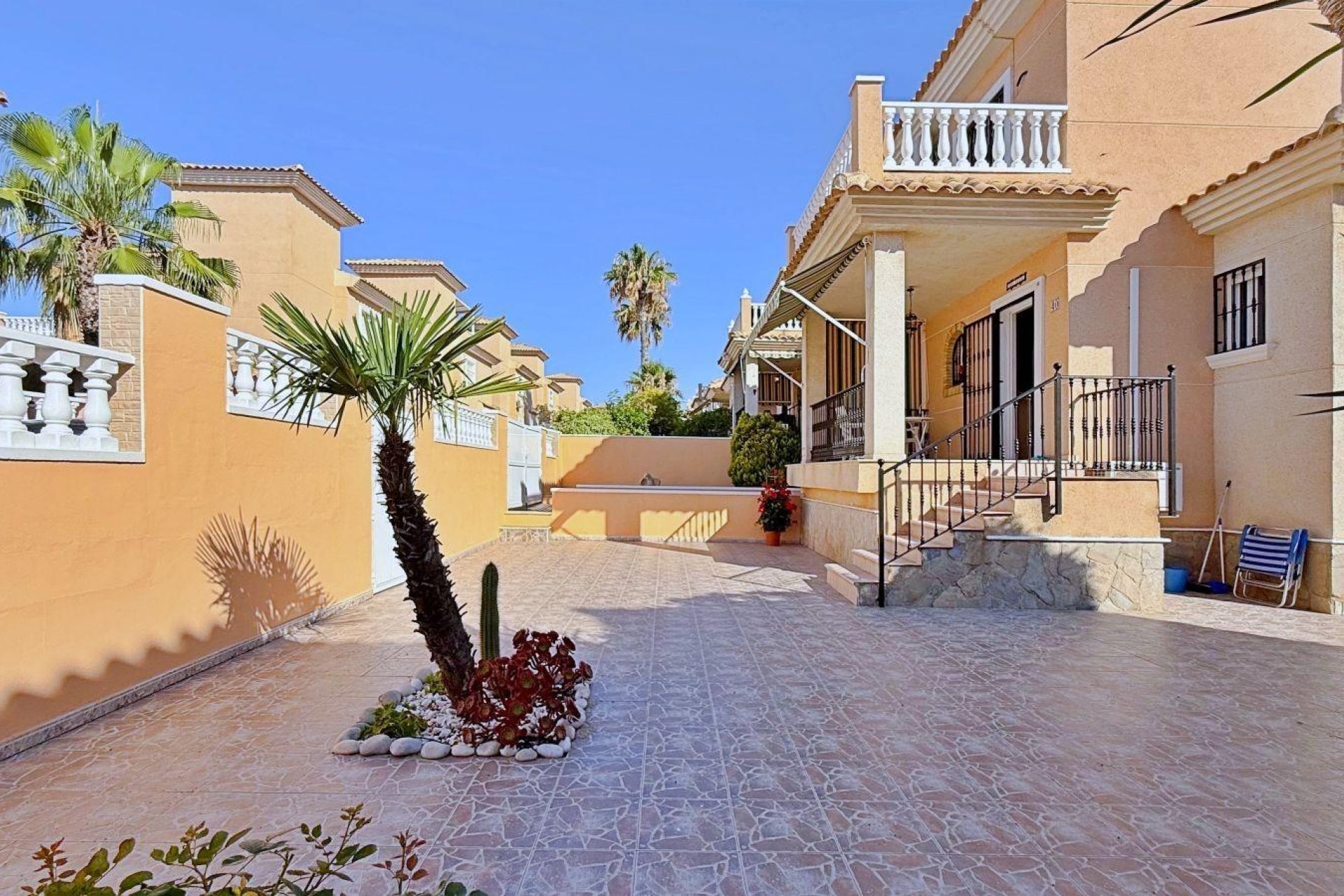 Segunda mano - Adosado -
Orihuela Costa - Urbanización Perla del Mar