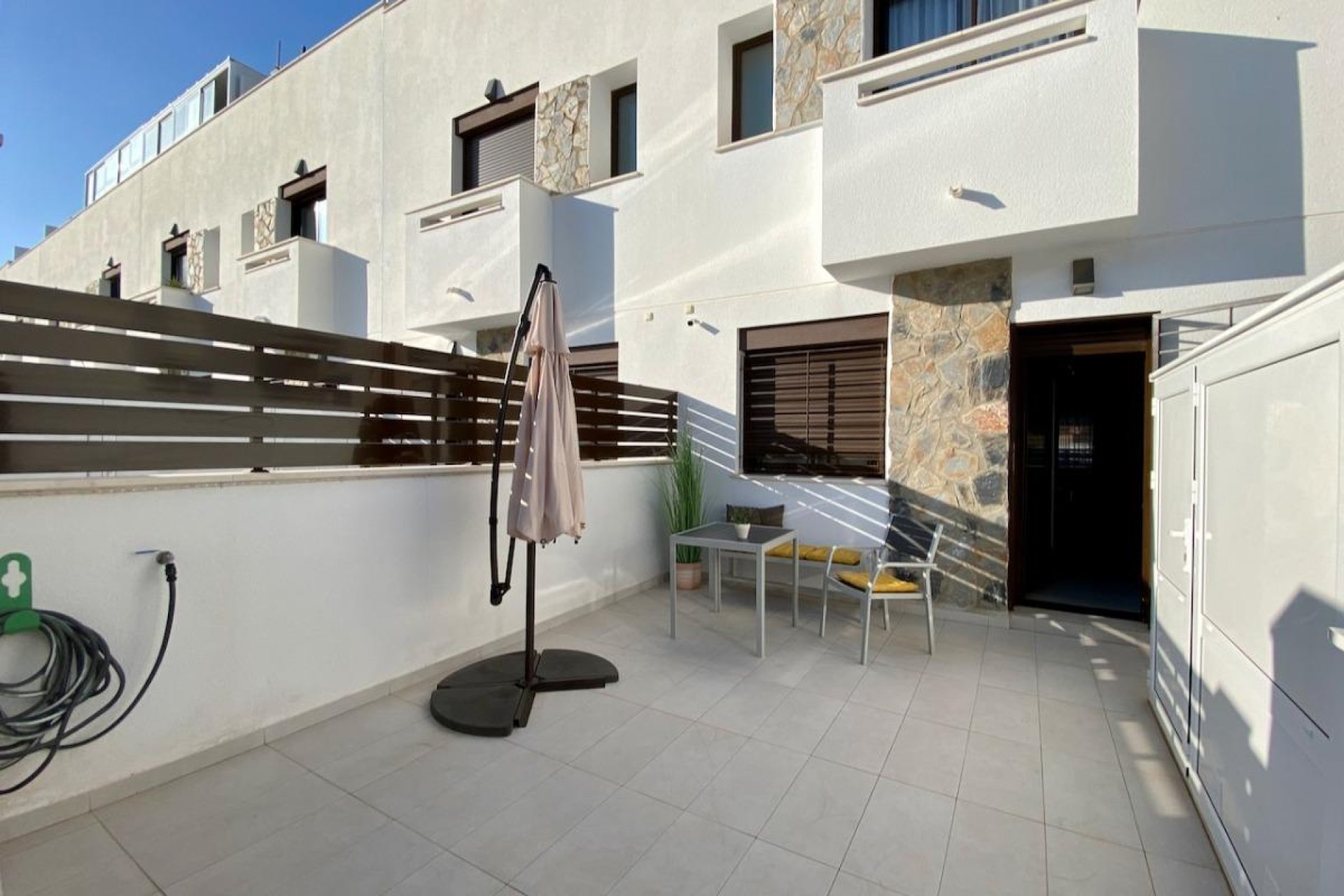 Segunda mano - Adosado -
Torrevieja - Centro