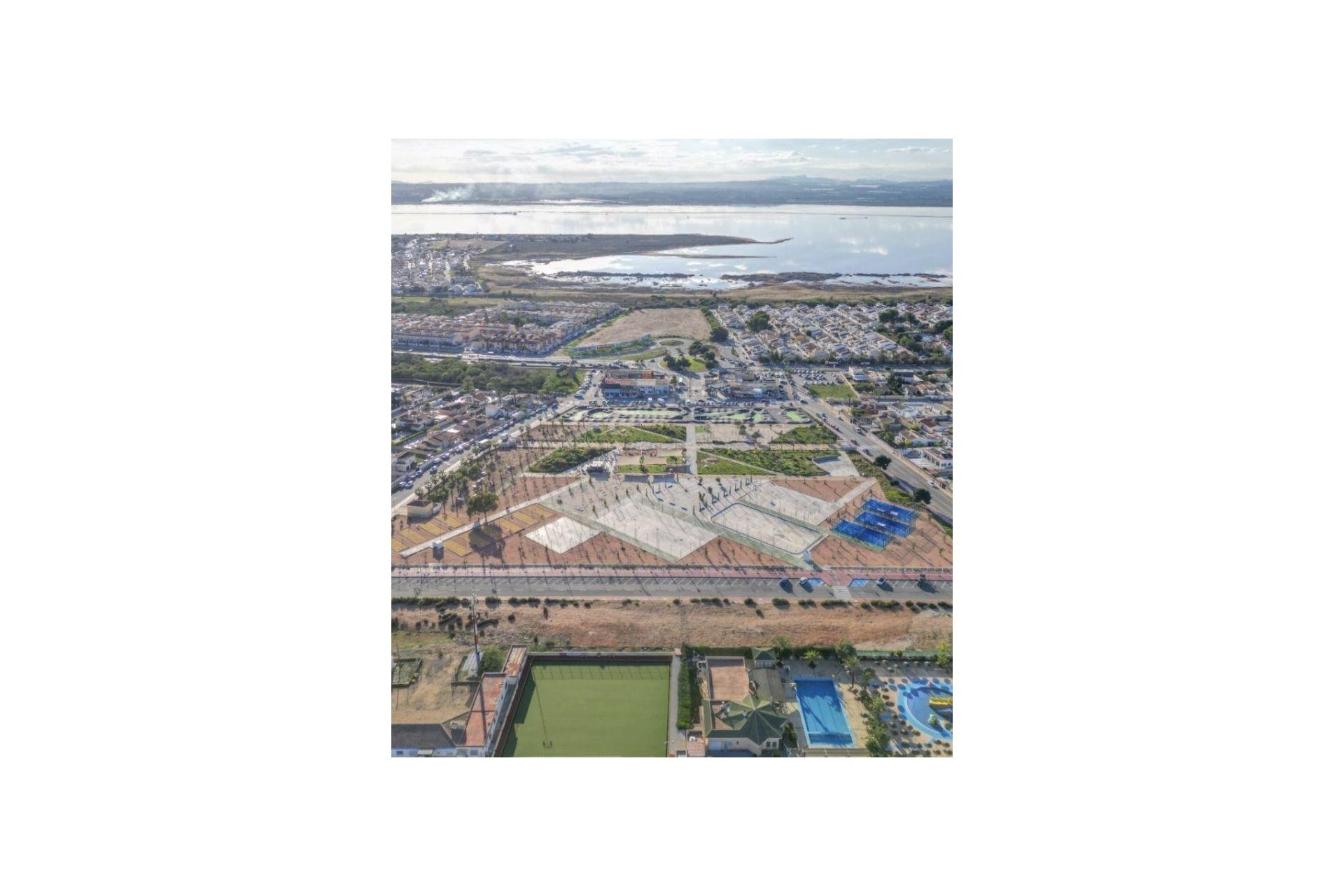Segunda mano - Adosado -
Torrevieja - El chaparral