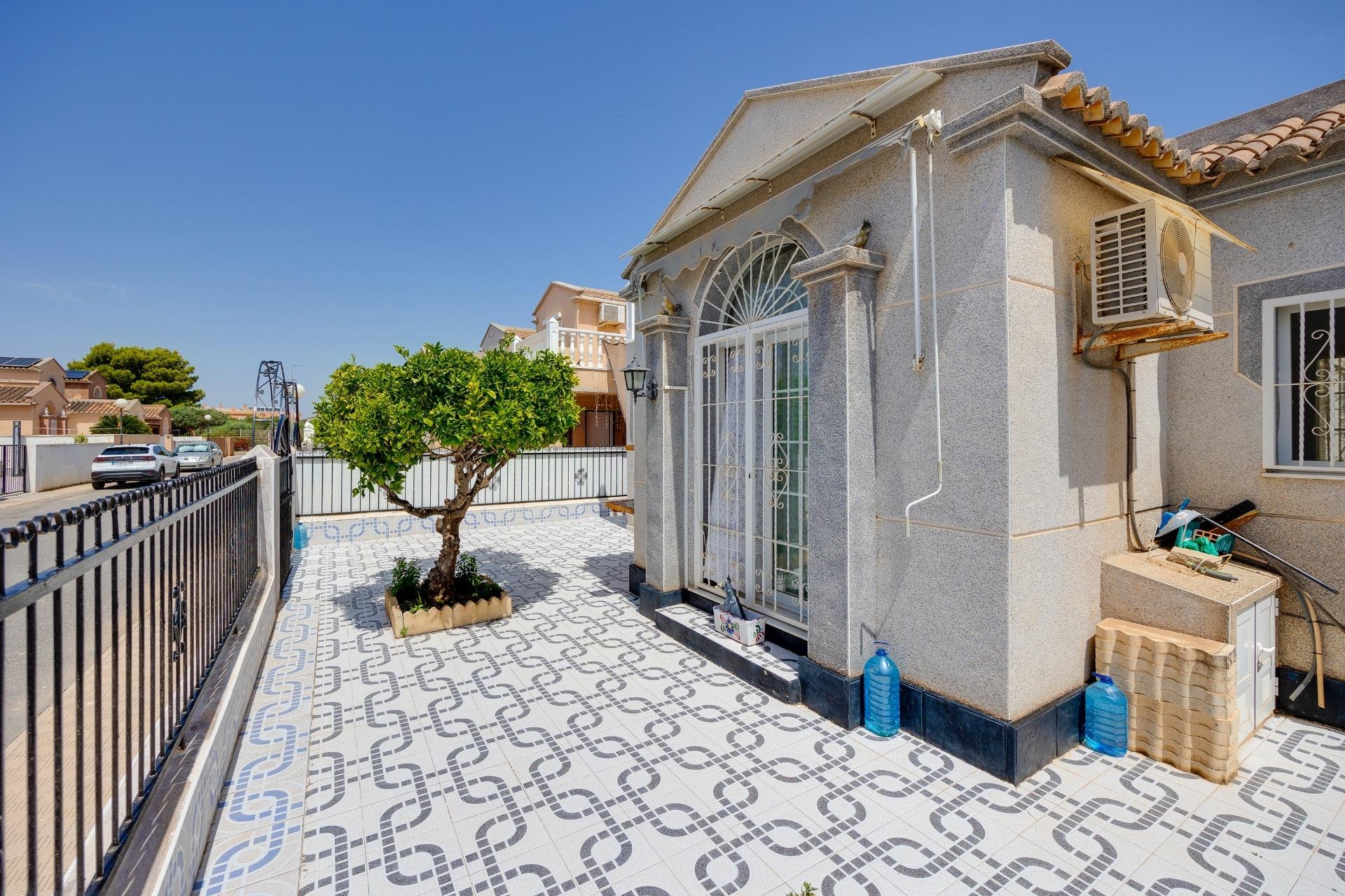 Segunda mano - Adosado -
Torrevieja - La Siesta - El Salado - Torreta