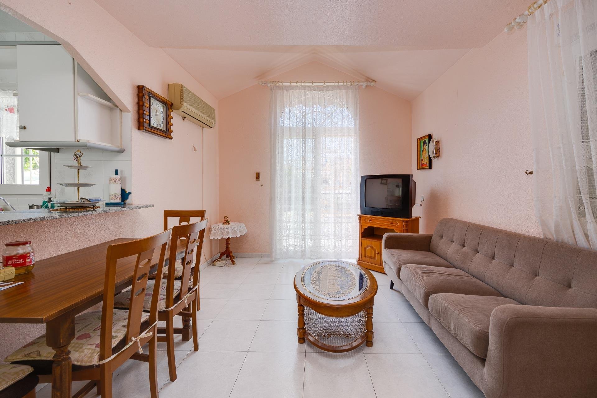 Segunda mano - Adosado -
Torrevieja - La Siesta - El Salado - Torreta
