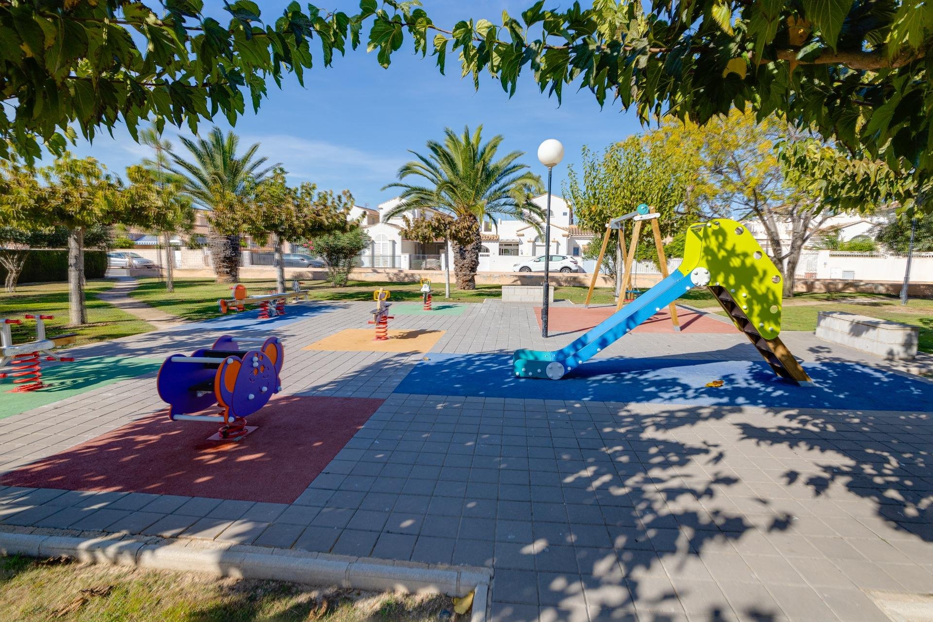 Segunda mano - Adosado -
Torrevieja - La Siesta - El Salado - Torreta