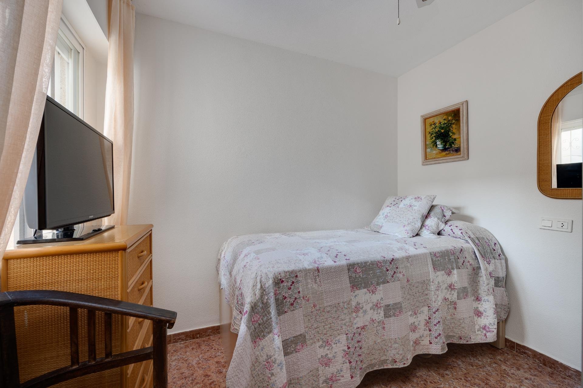 Segunda mano - Adosado -
Torrevieja - La Siesta - El Salado - Torreta