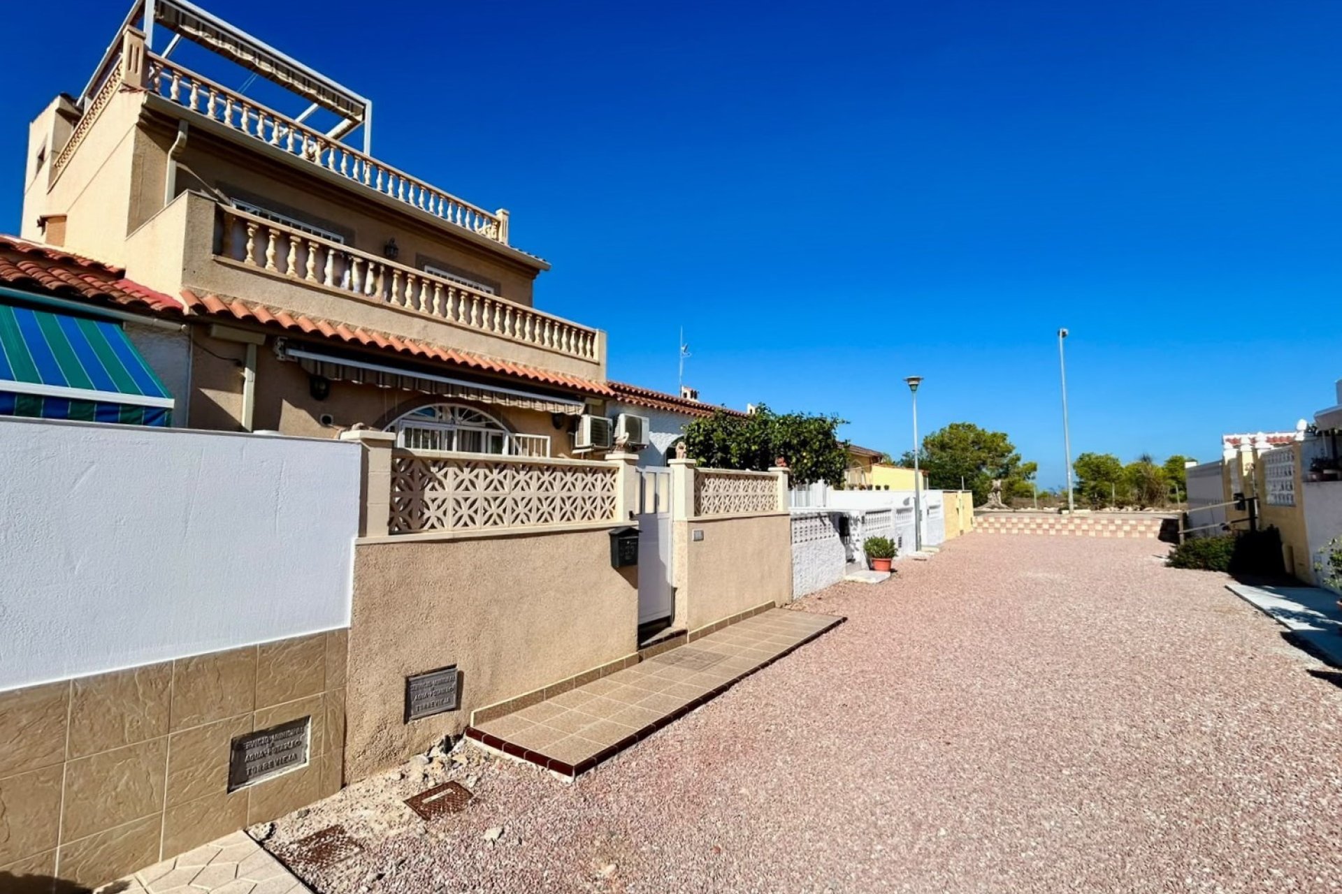 Segunda mano - Adosado -
Torrevieja - La siesta