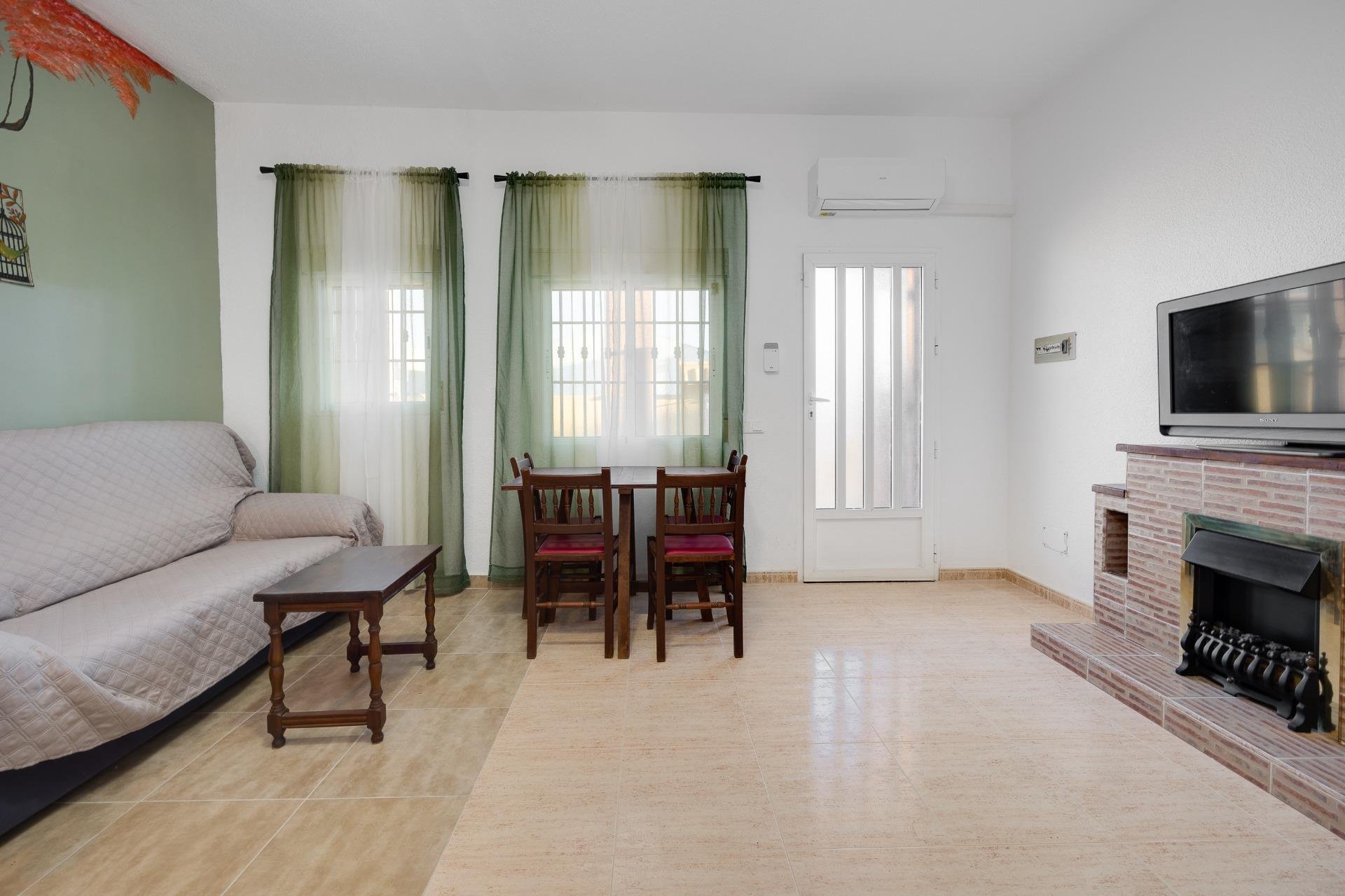 Segunda mano - Adosado -
Torrevieja - Los Balcones - Los Altos del Edén